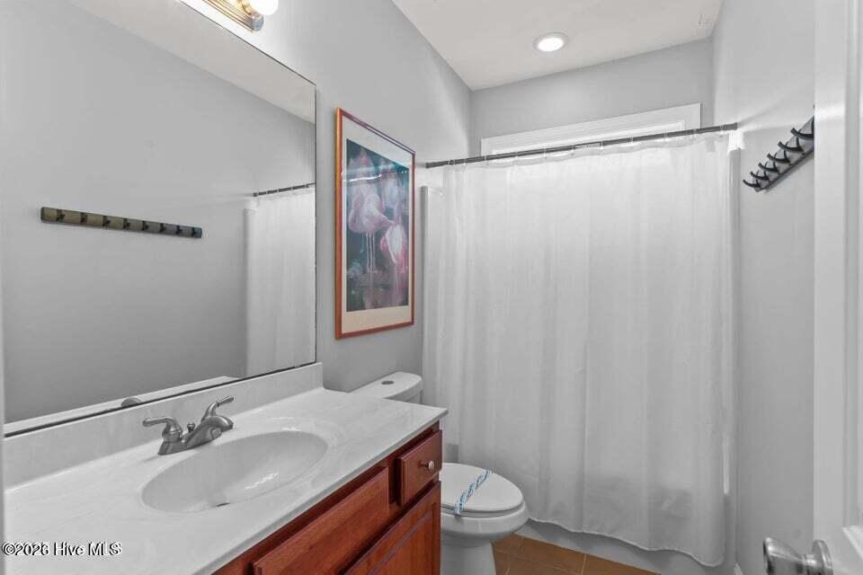 100570467 | Photo 31