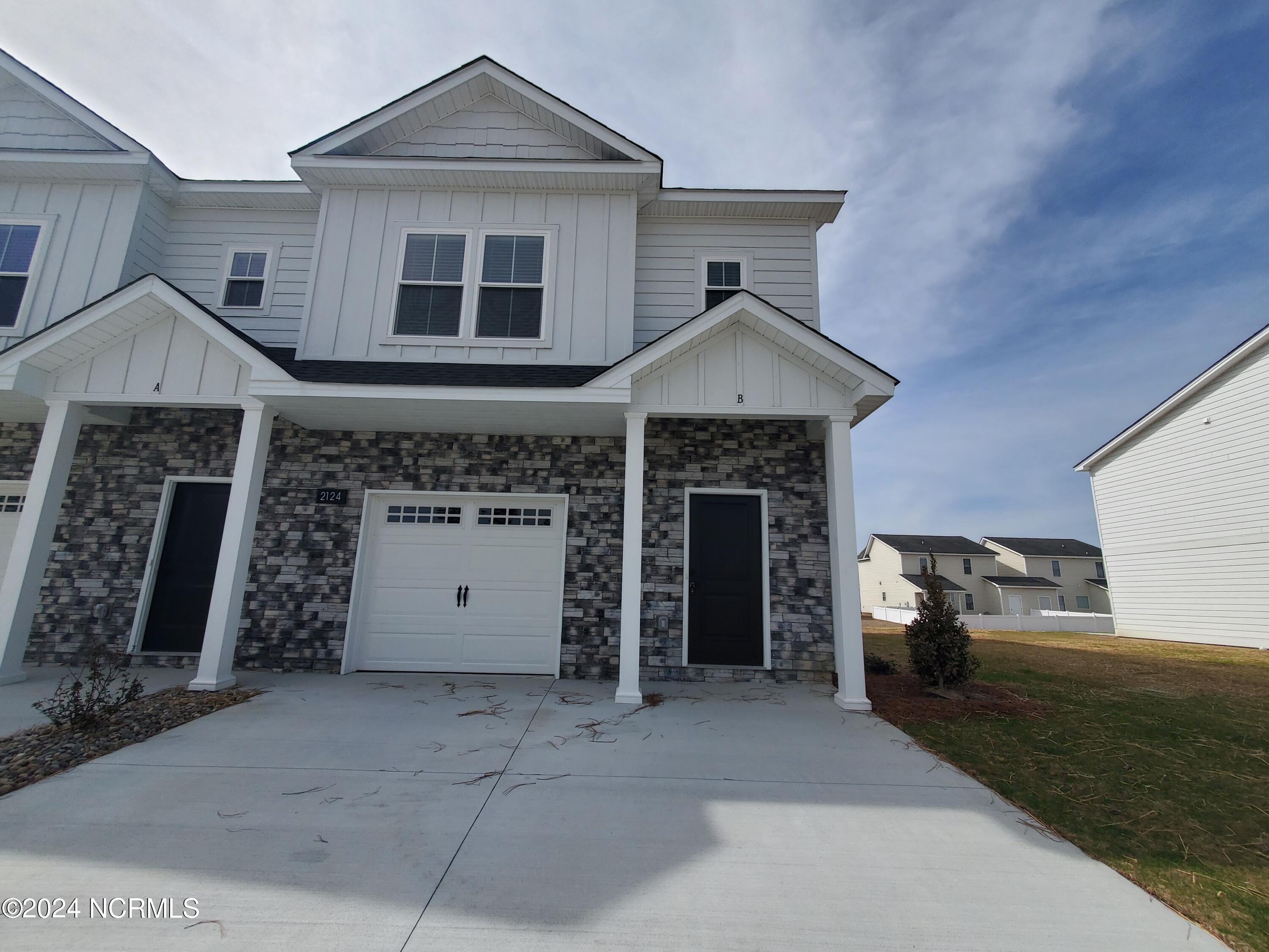2321 Saddleback Drive UNIT B, Winterville, NC, 28590