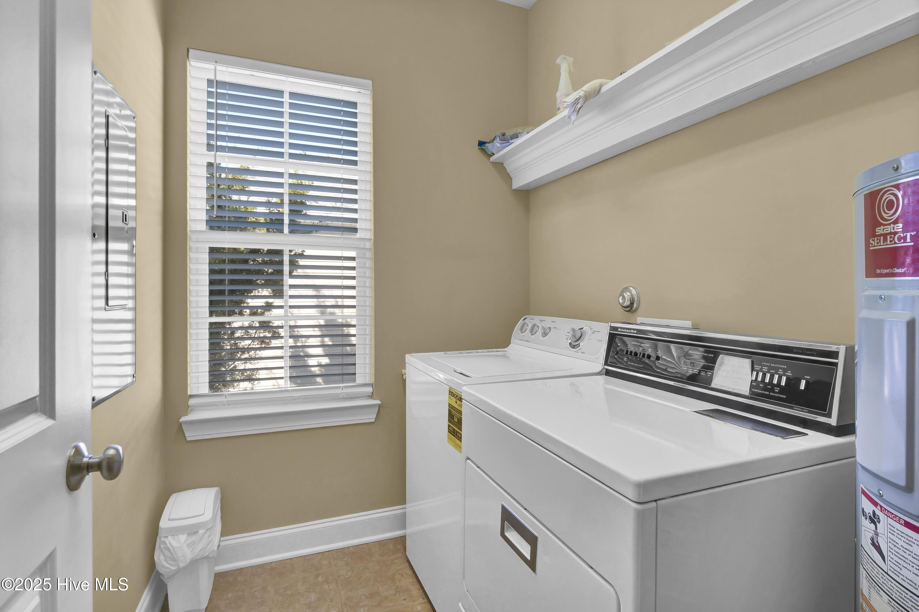 100526257 | Photo 30