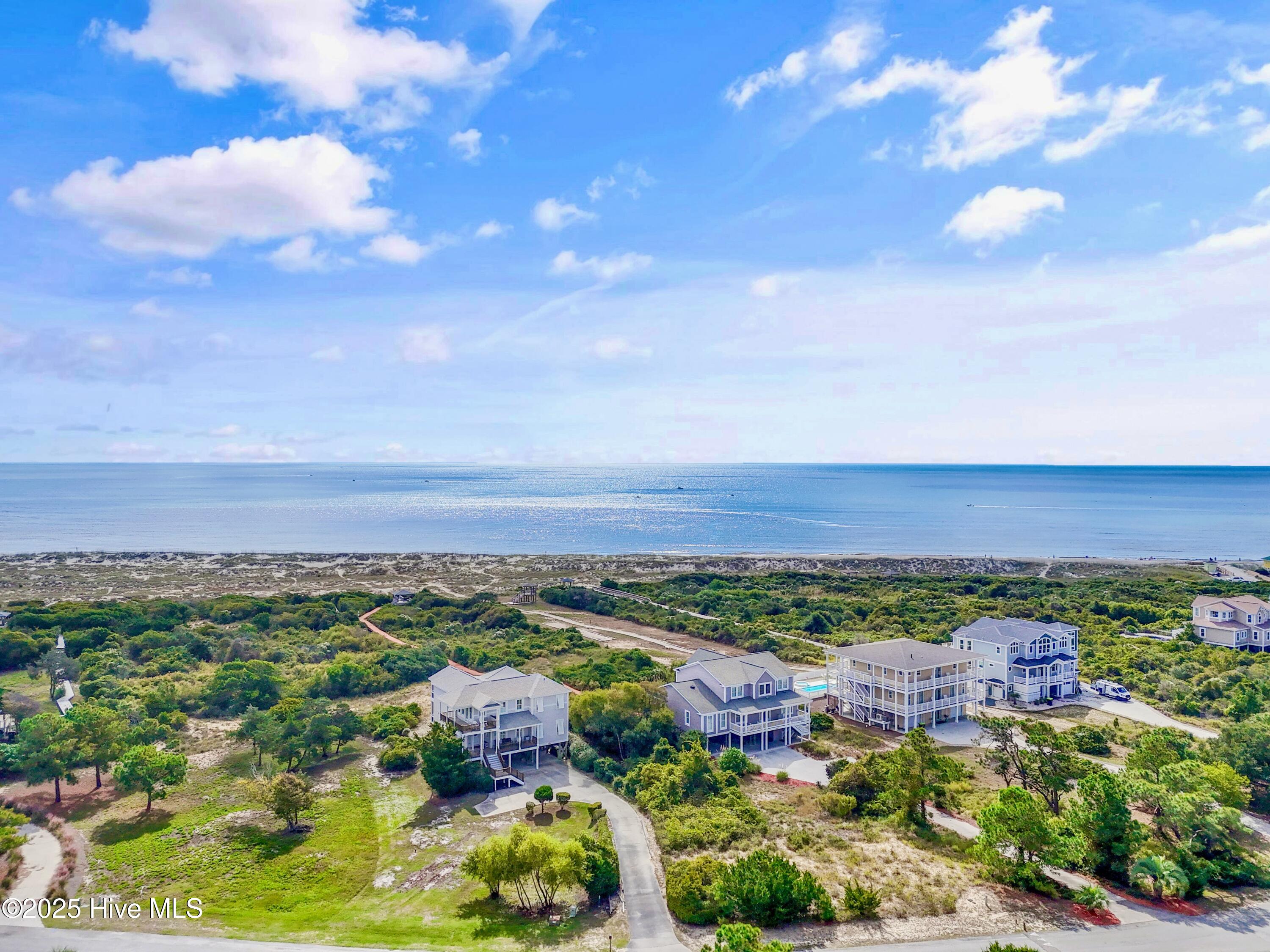 100536702 | Photo 129