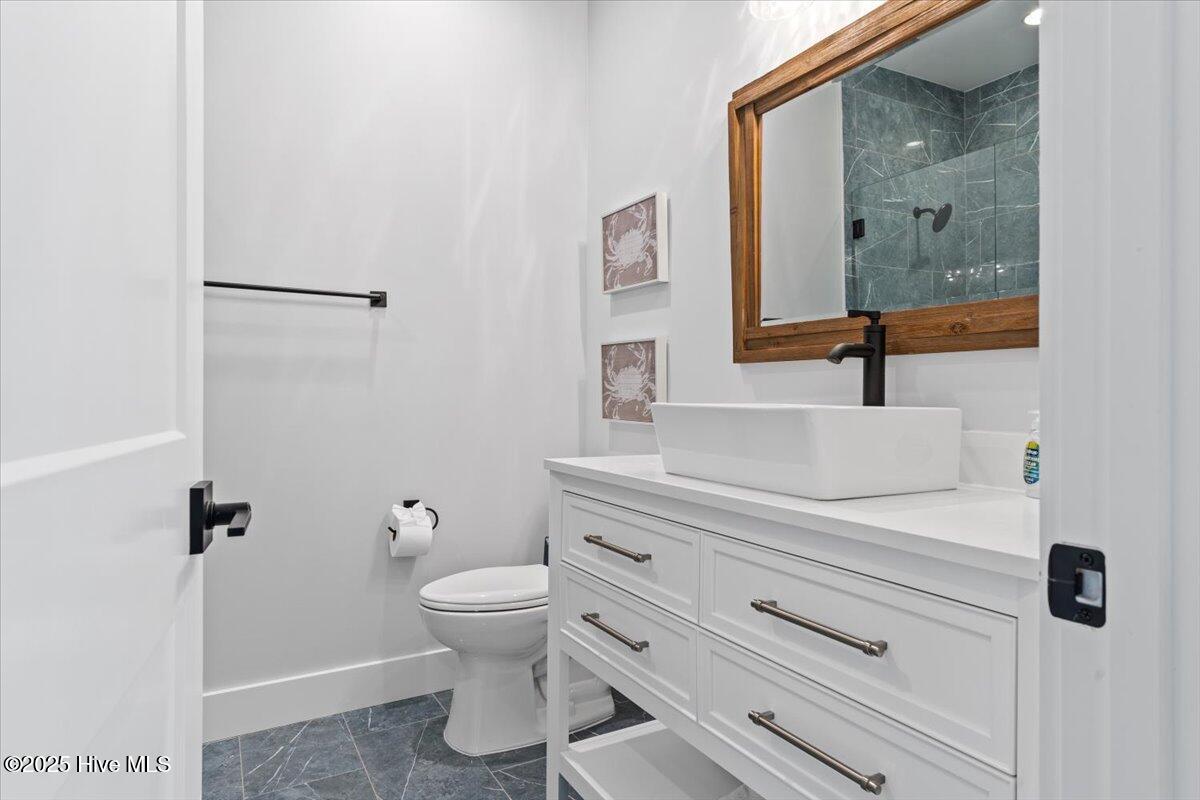 100526608 | Photo 37