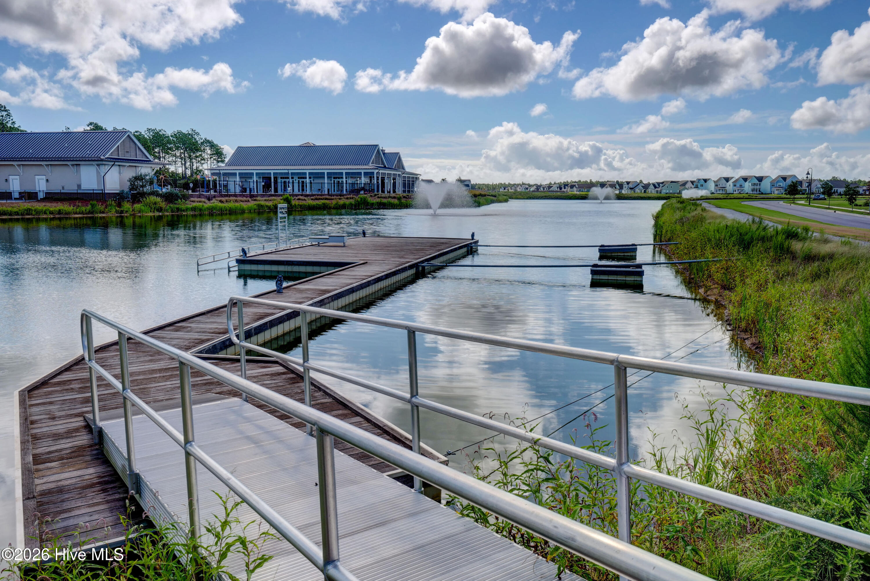 100565697 | Photo 37