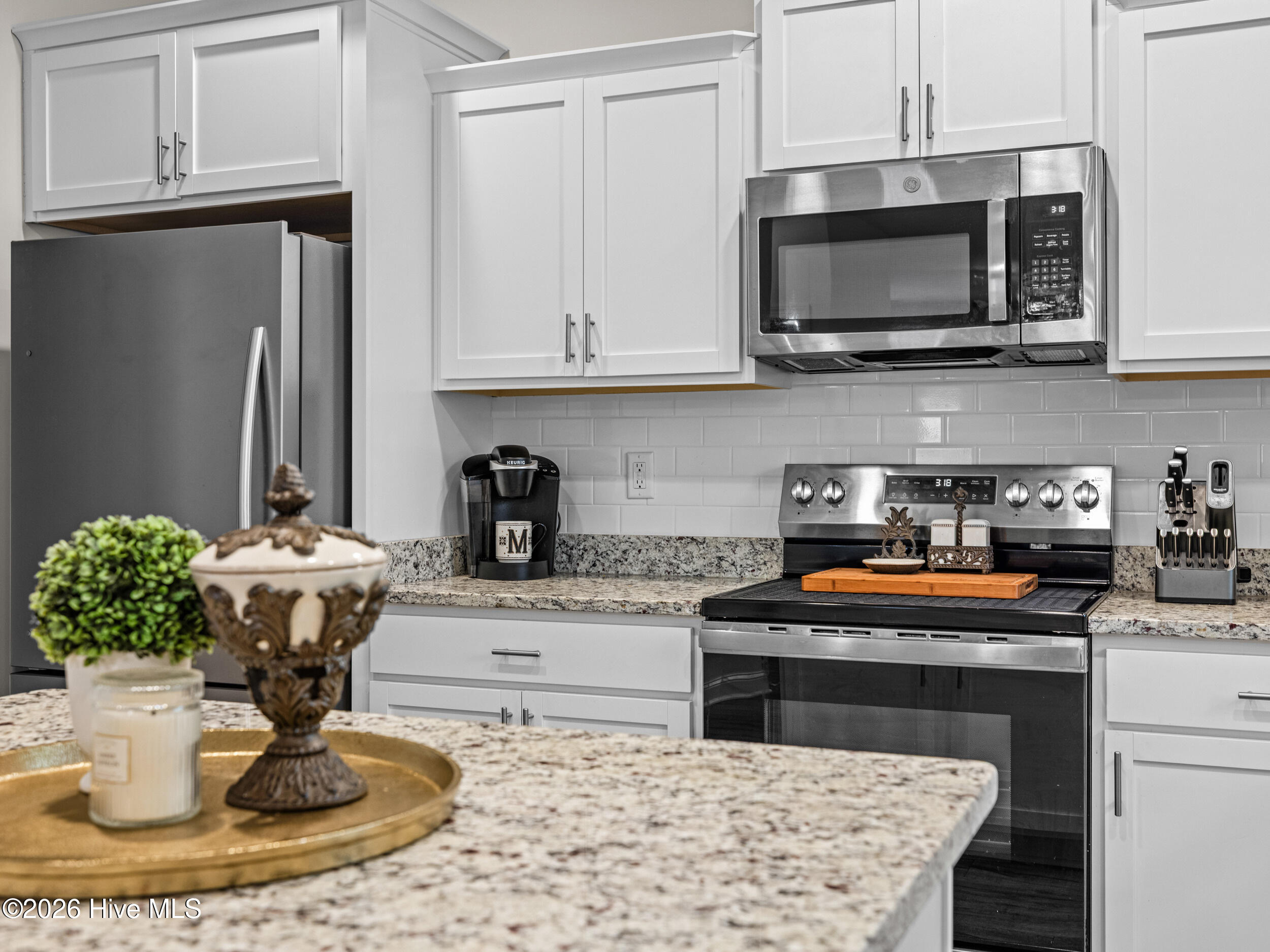 100569509 | Photo 23