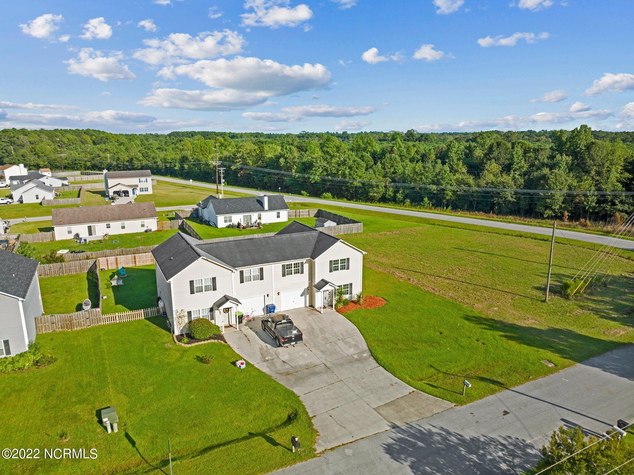 100557503 | Photo 41