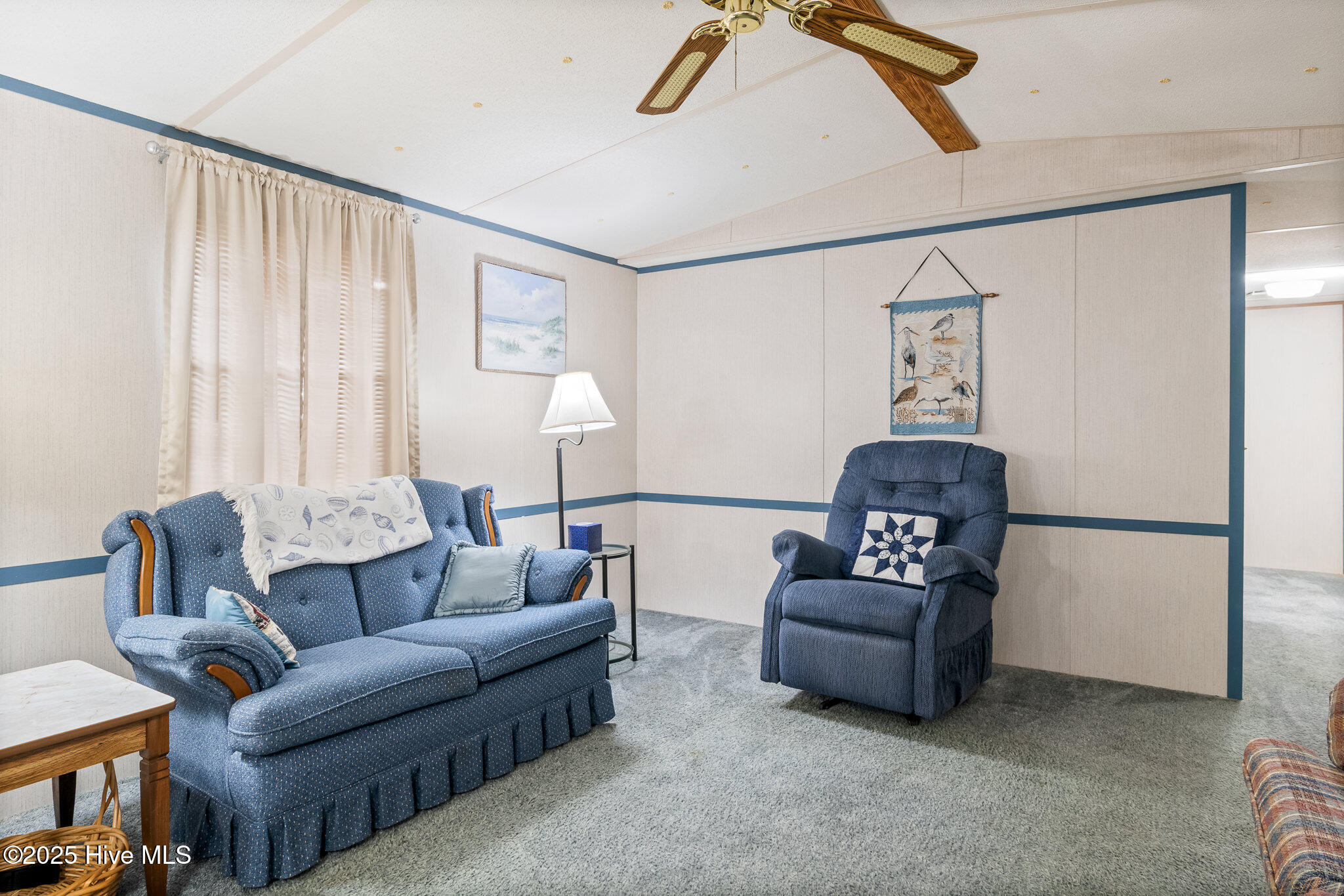 100543182 | Photo 31