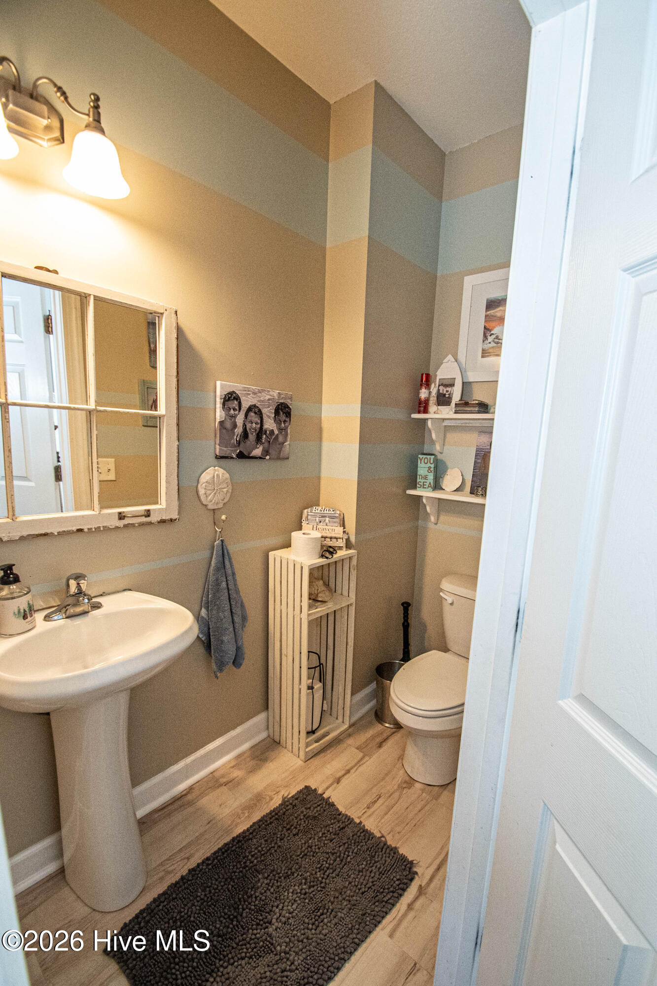 100553026 | Photo 42