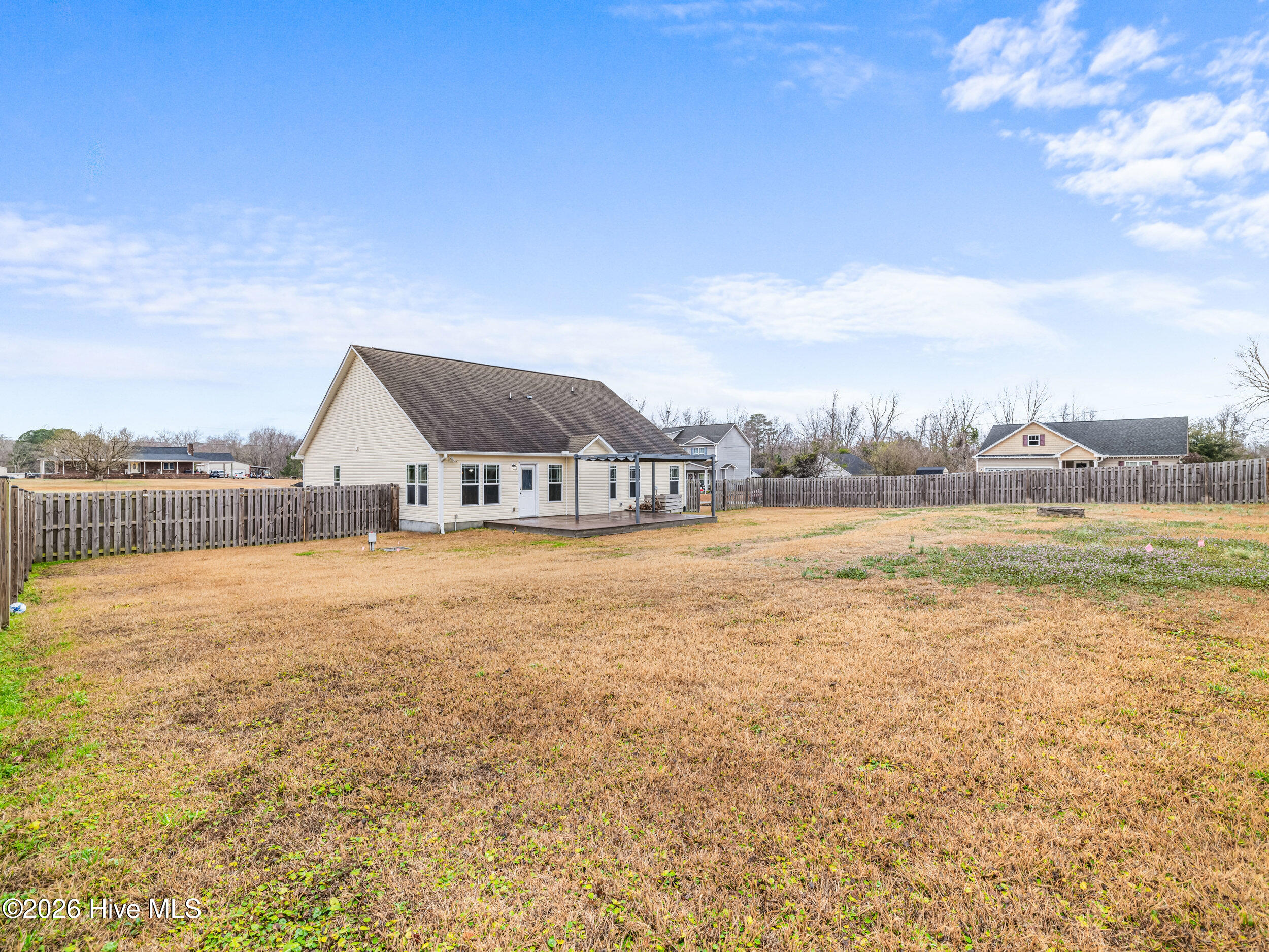 100548593 | Photo 39