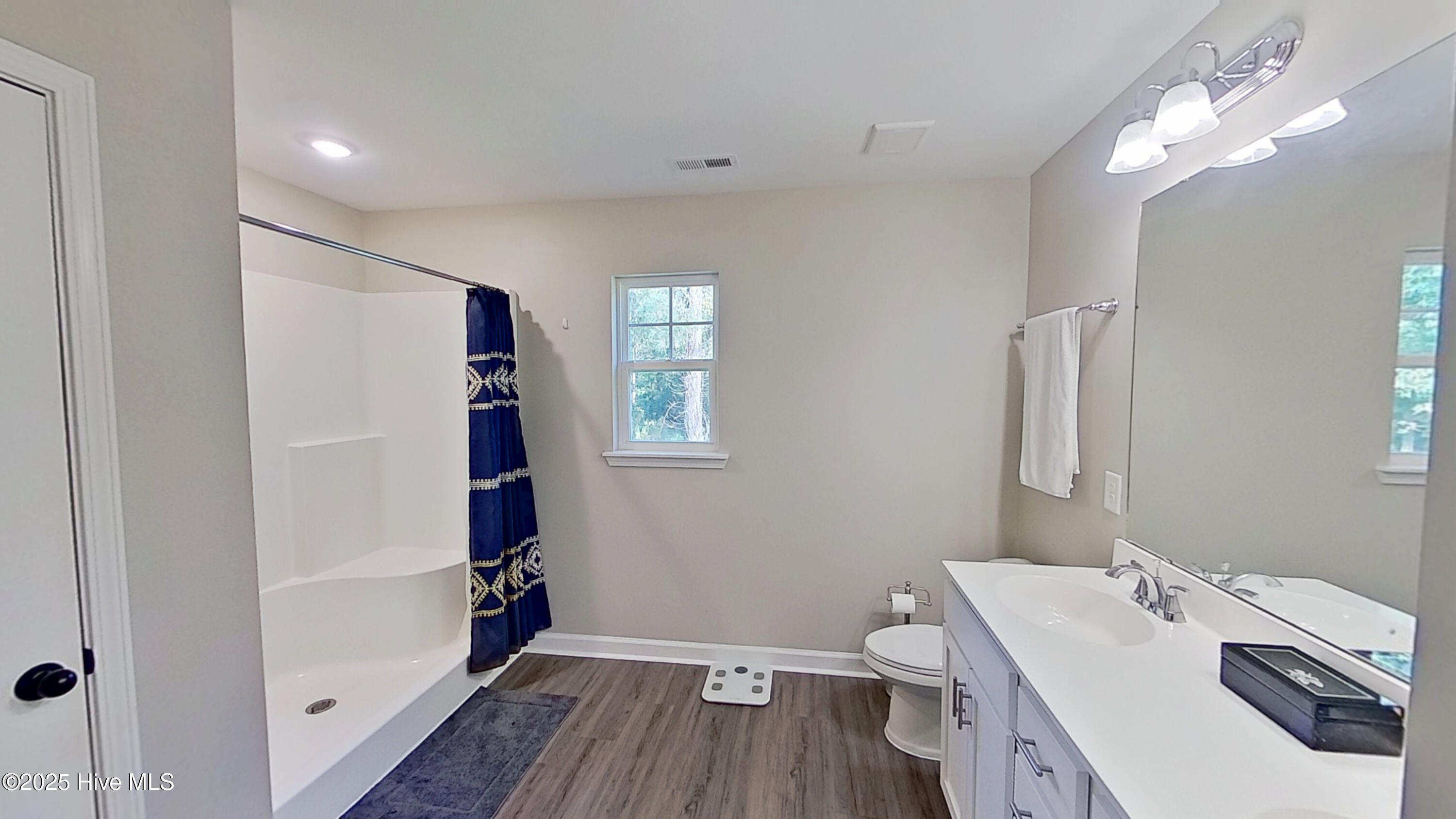 100537612 | Photo 20