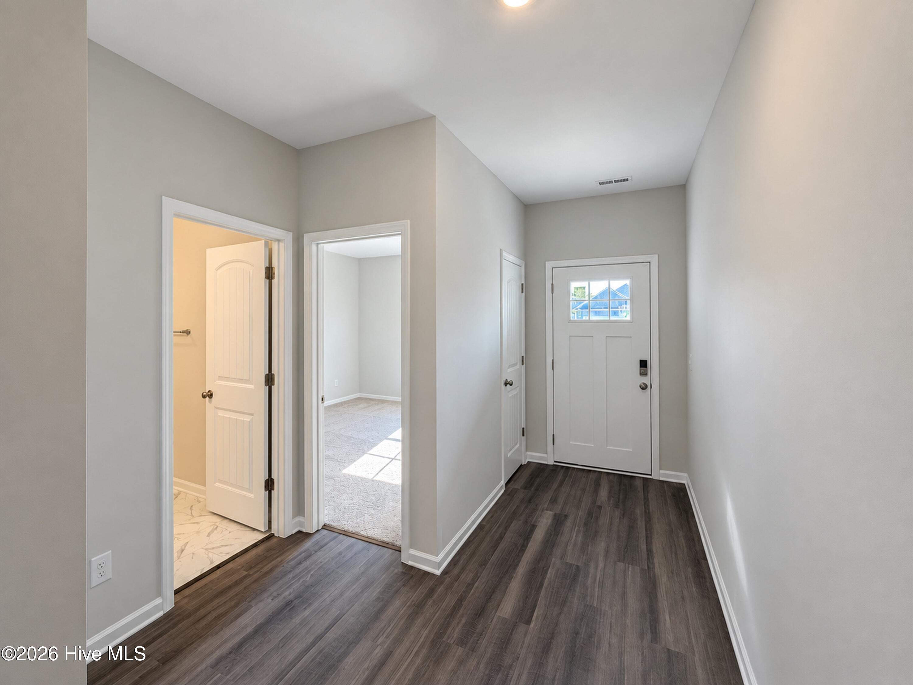 Photo 3 of Single family home for sale at 37 Fiddleneck Ct, Selma, NC 27576 | MLS# 100570663 | Listing updated on 2026-09-20
