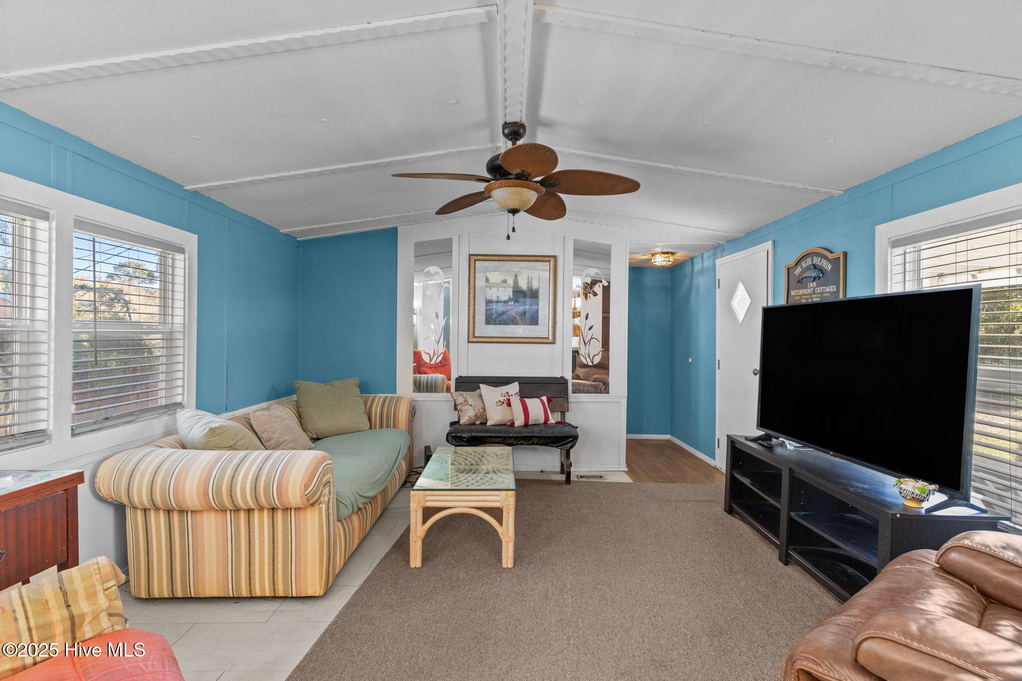 100539780 | Photo 11