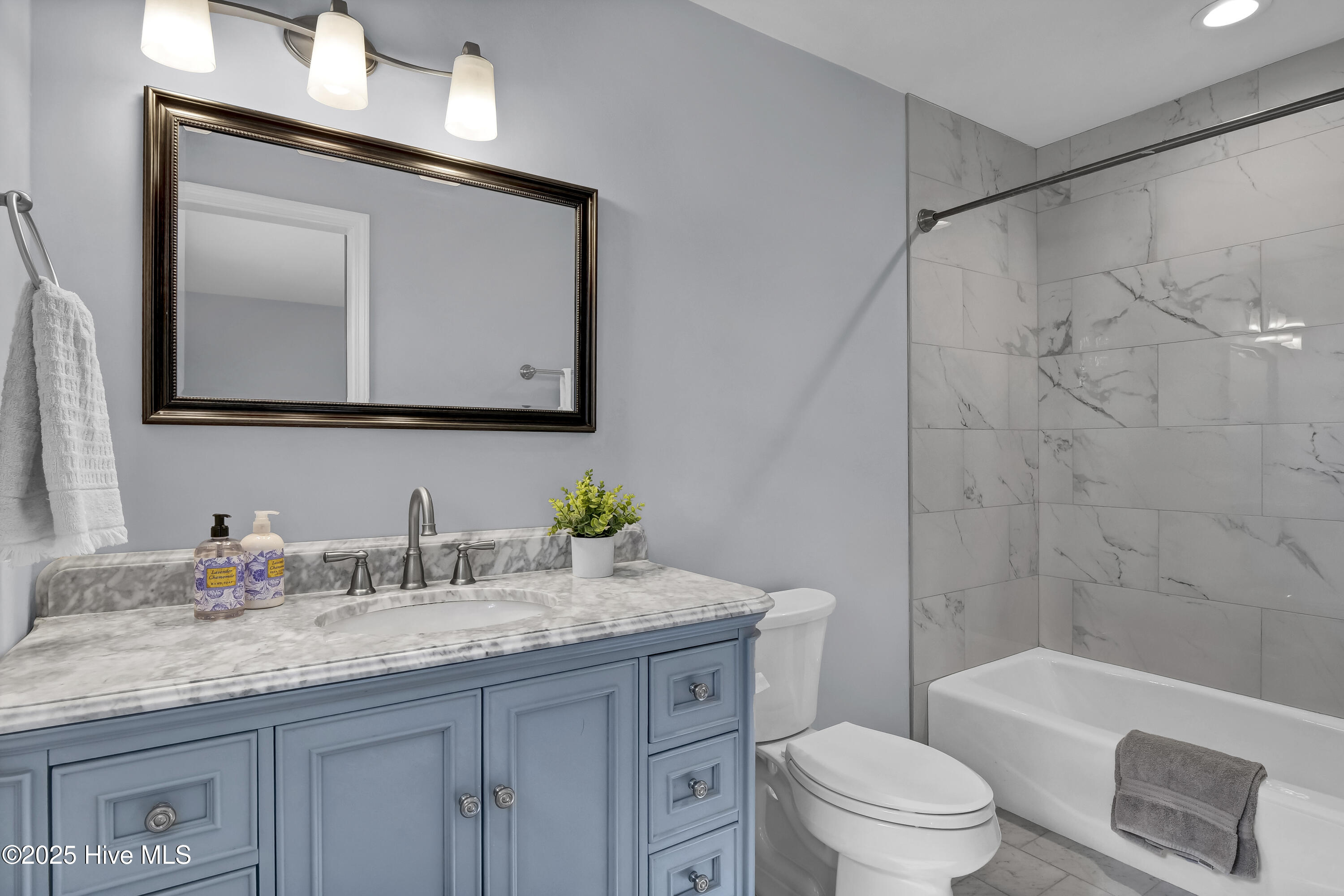 100529555 | Photo 18