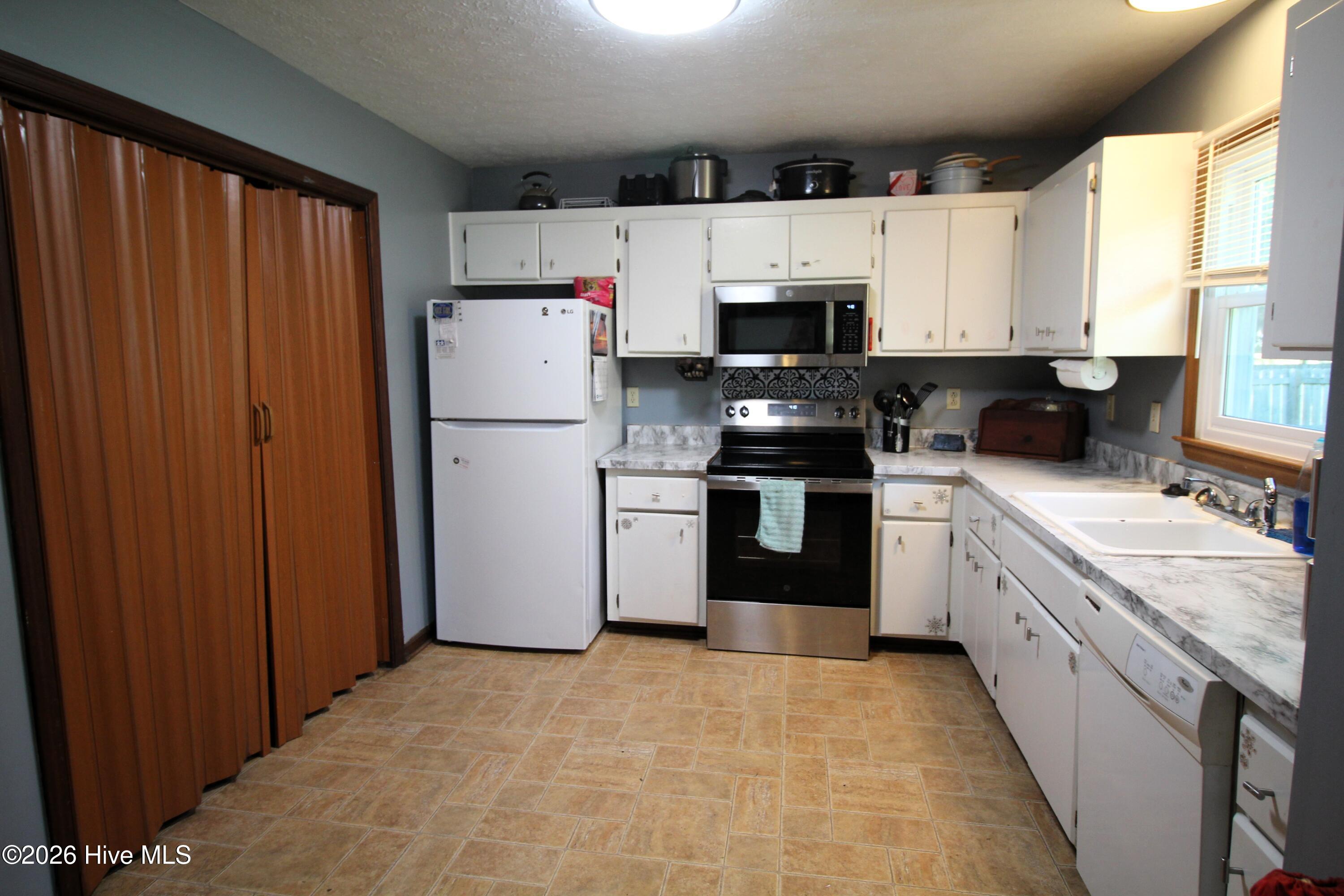 216 Ashwood Court,Havelock