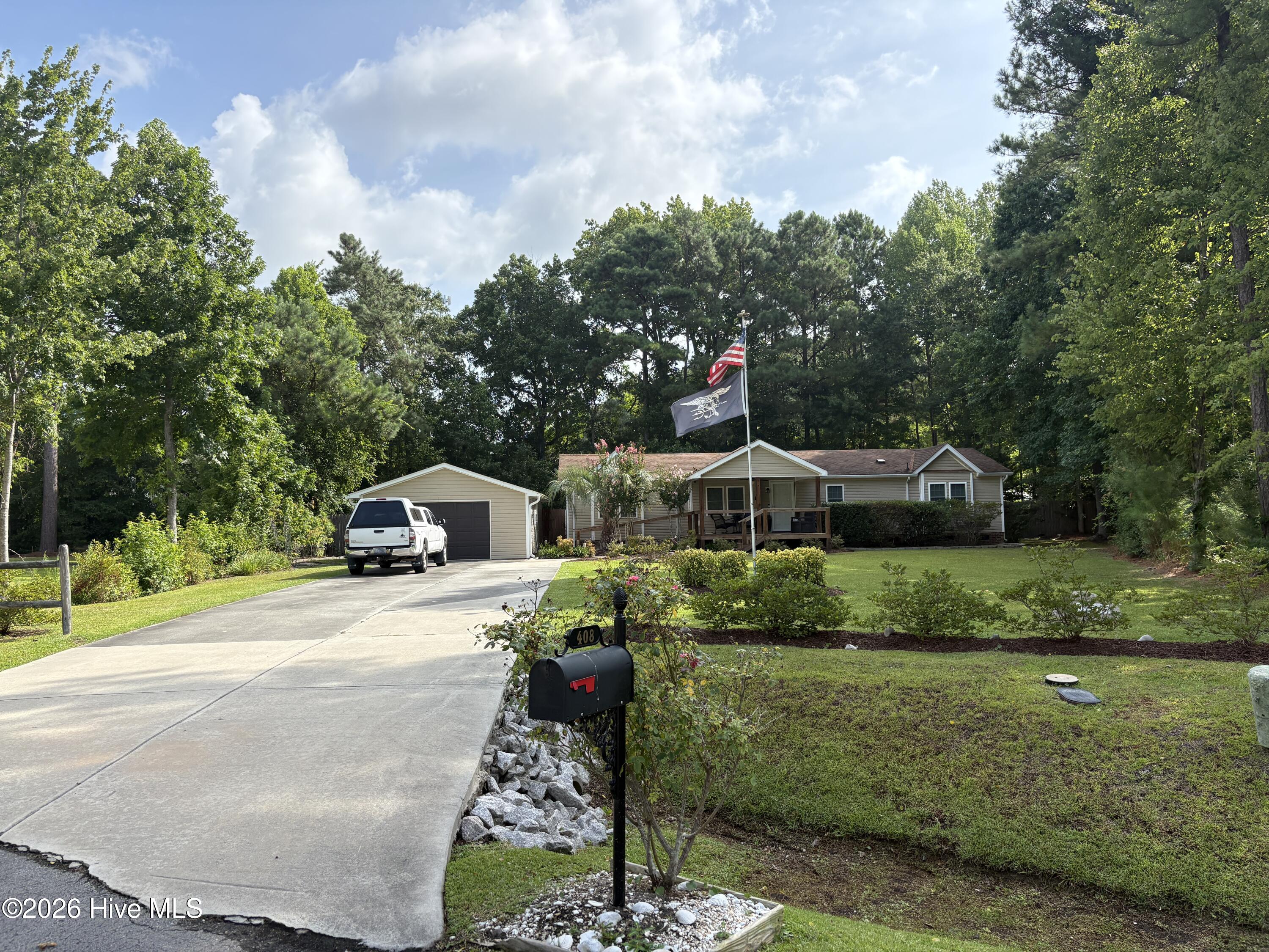 408 Quailridge Court,Peletier
