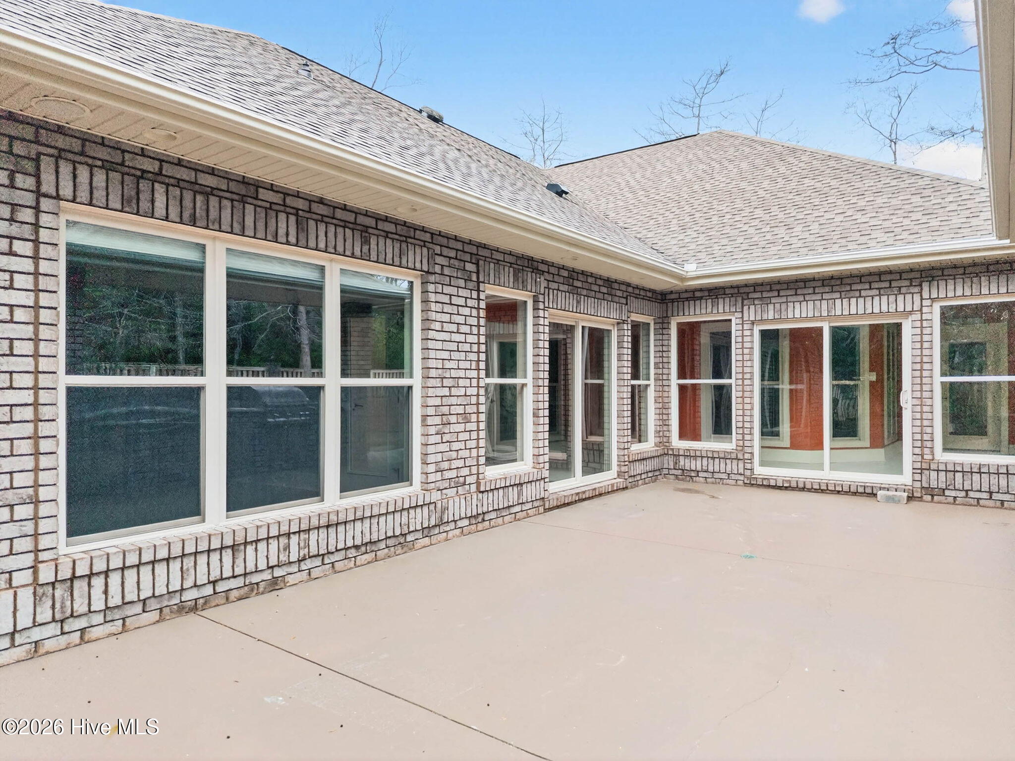 100560240 | Photo 31