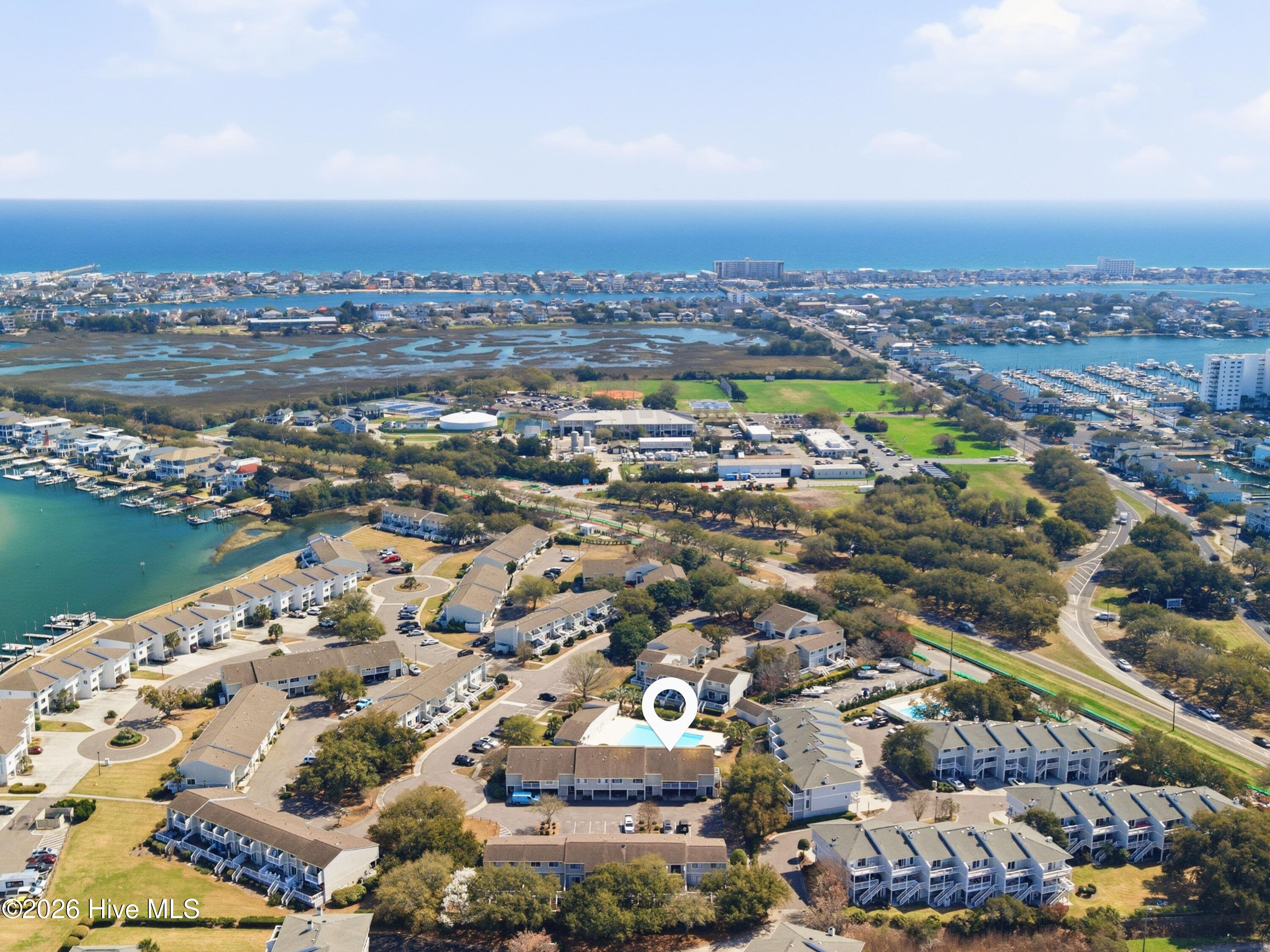 100559841 | Photo 44