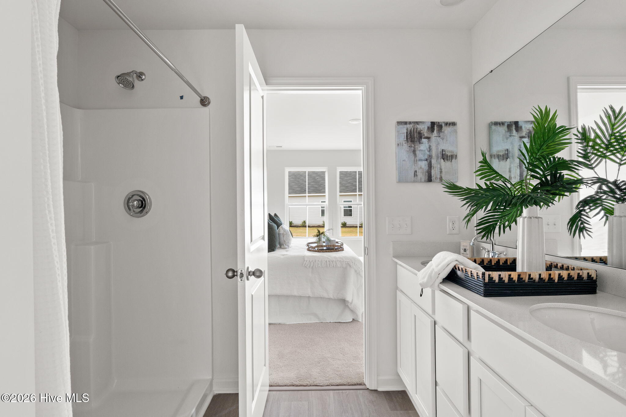 100556592 | Photo 21