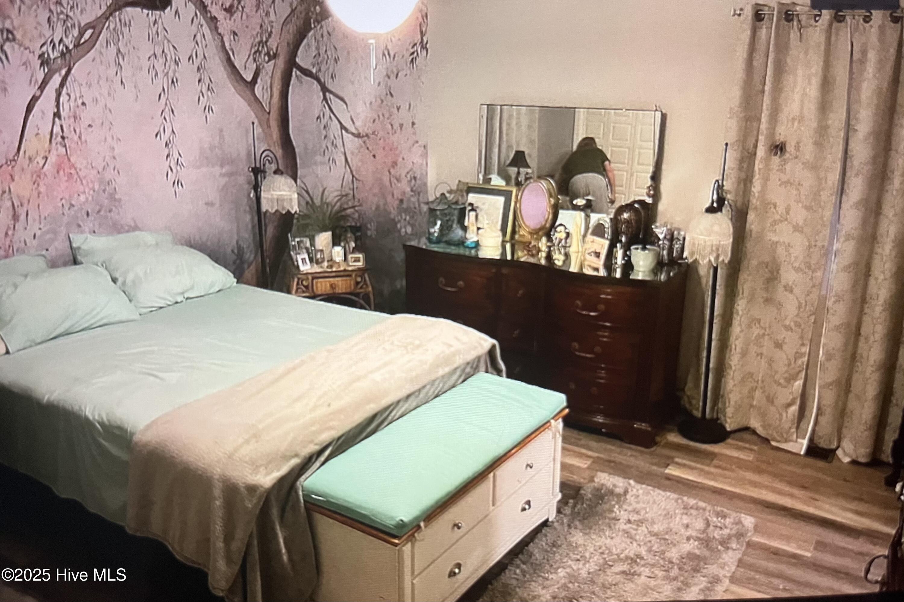 100529800 | Photo 15