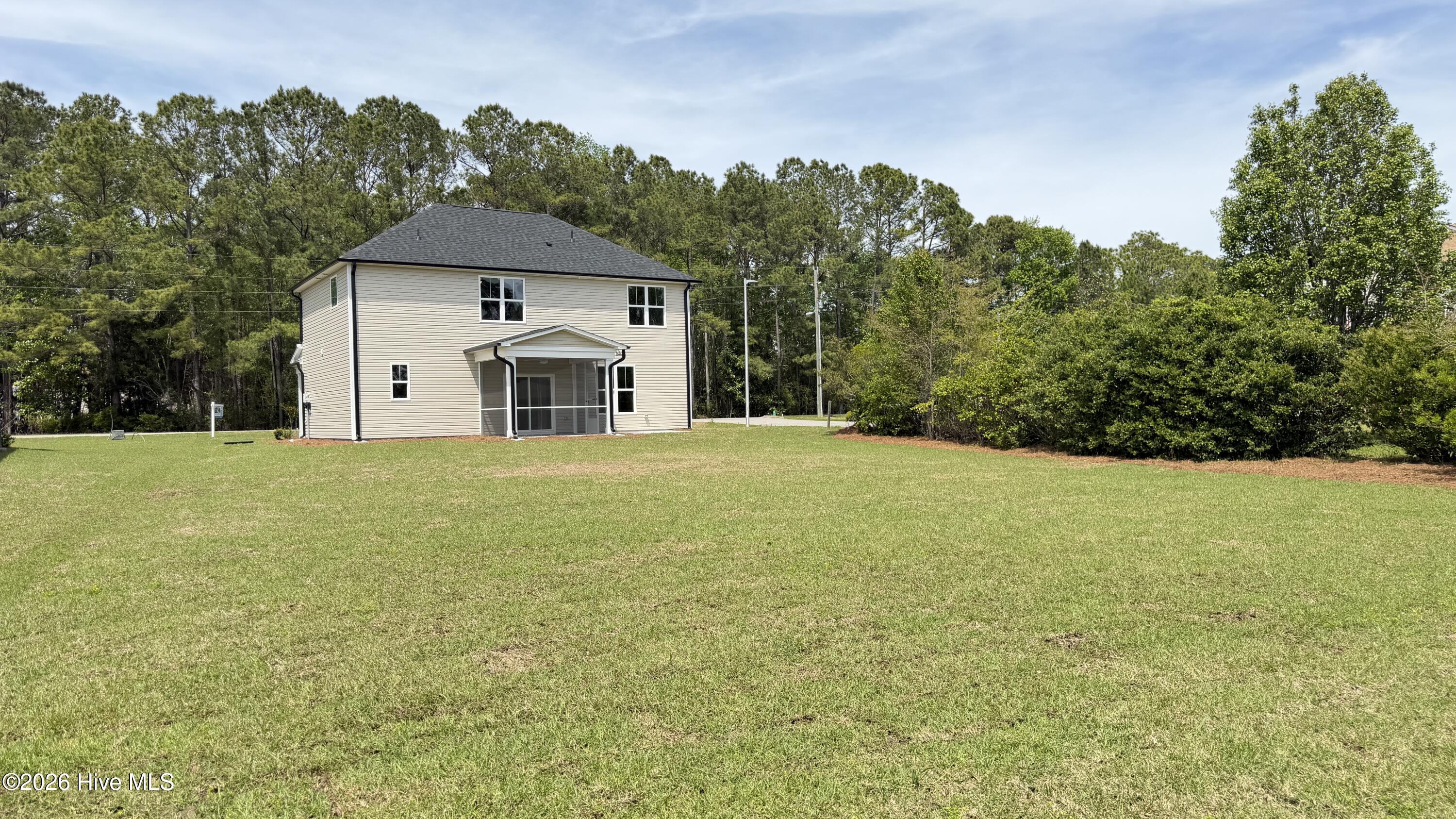 100548054 | Photo 13