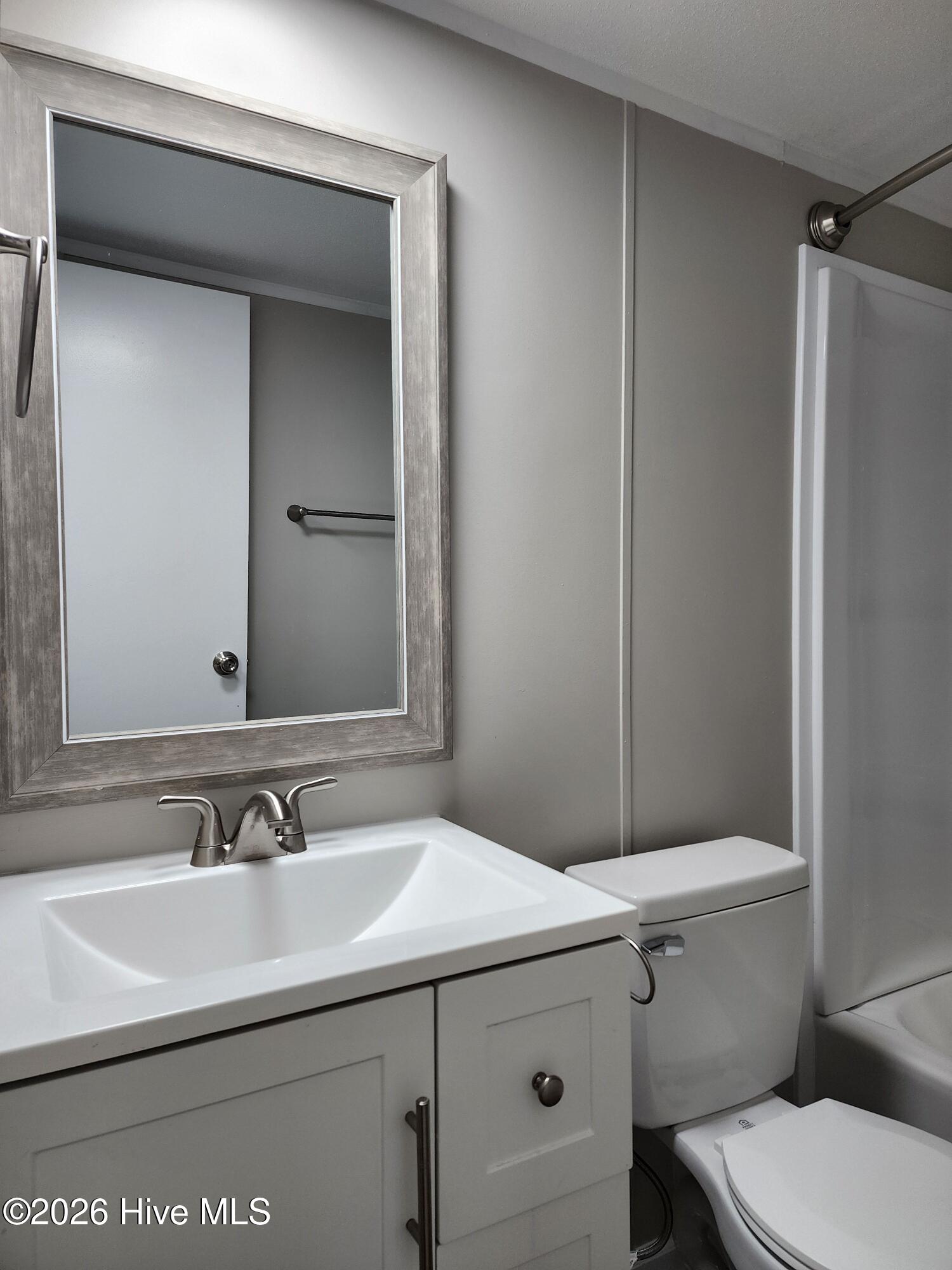 100553794 | Photo 23