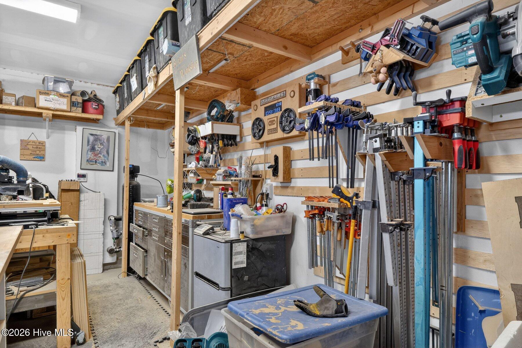 100552199 | Photo 29