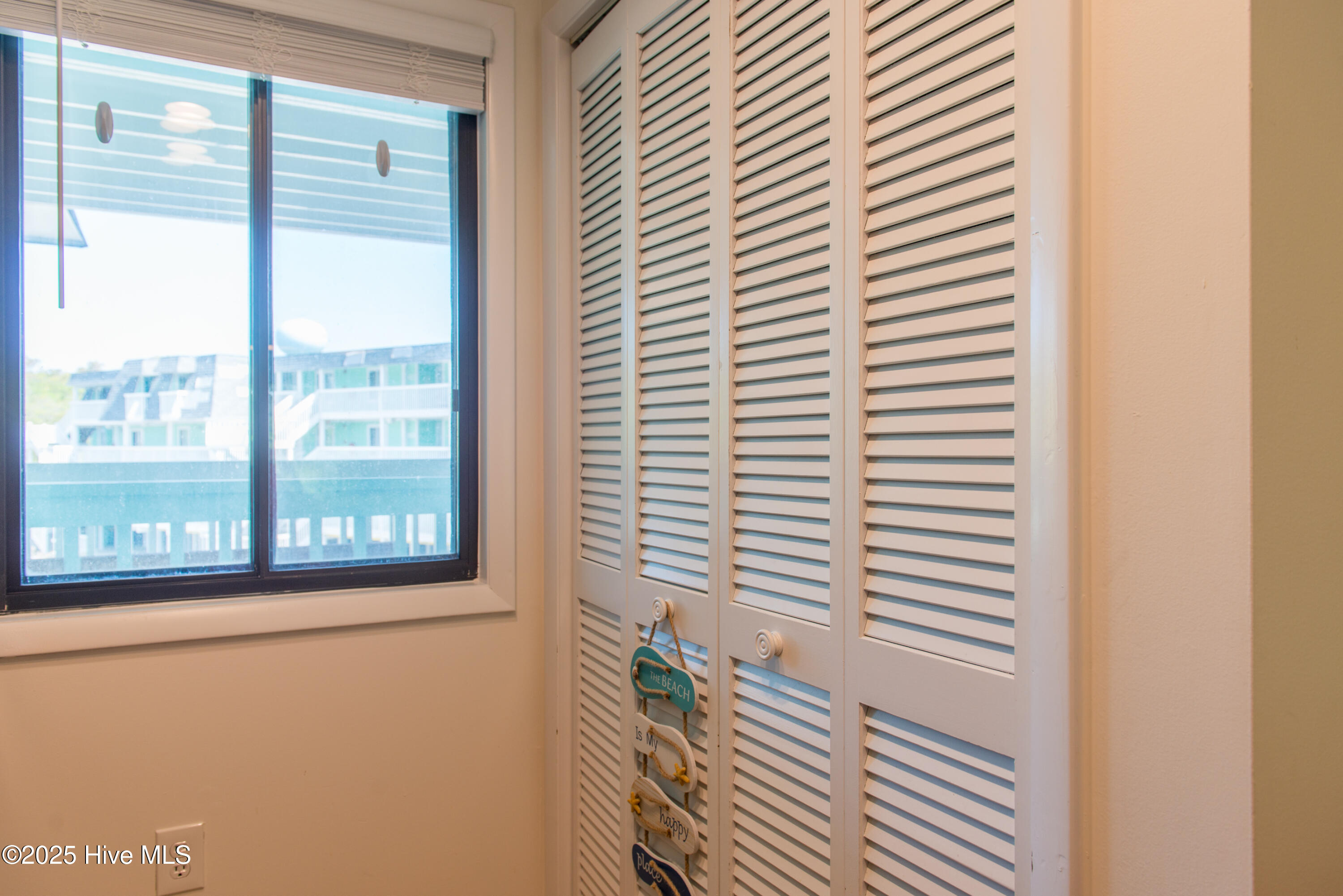 100556360 | Photo 29