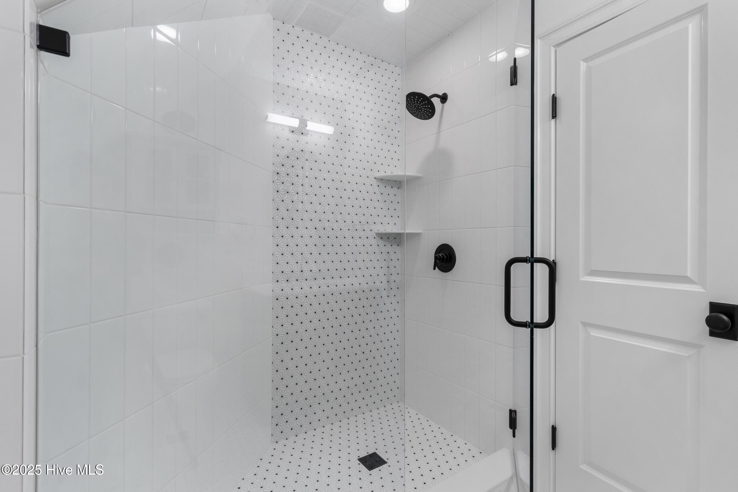 100534920 | Photo 50