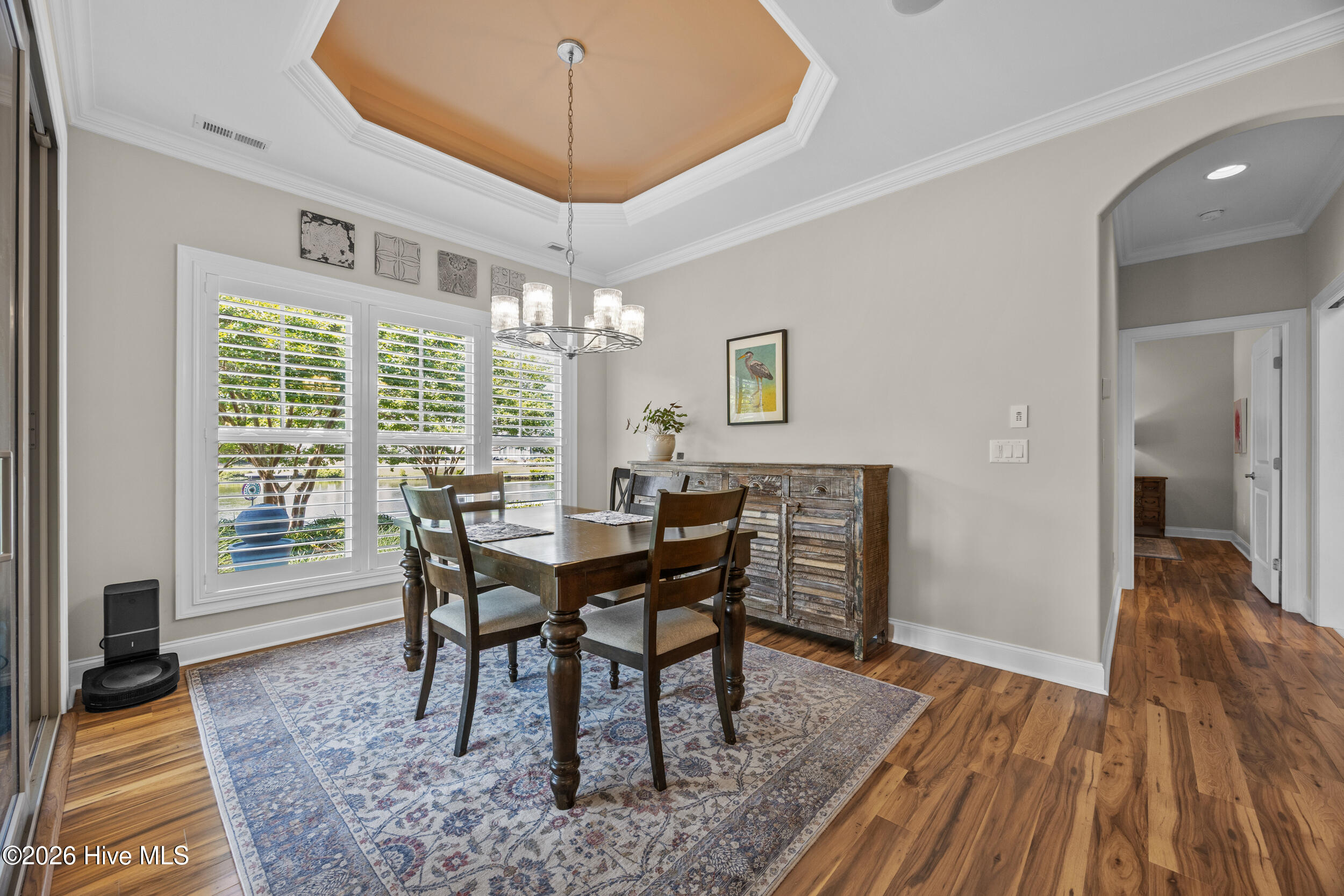 100566024 | Photo 17