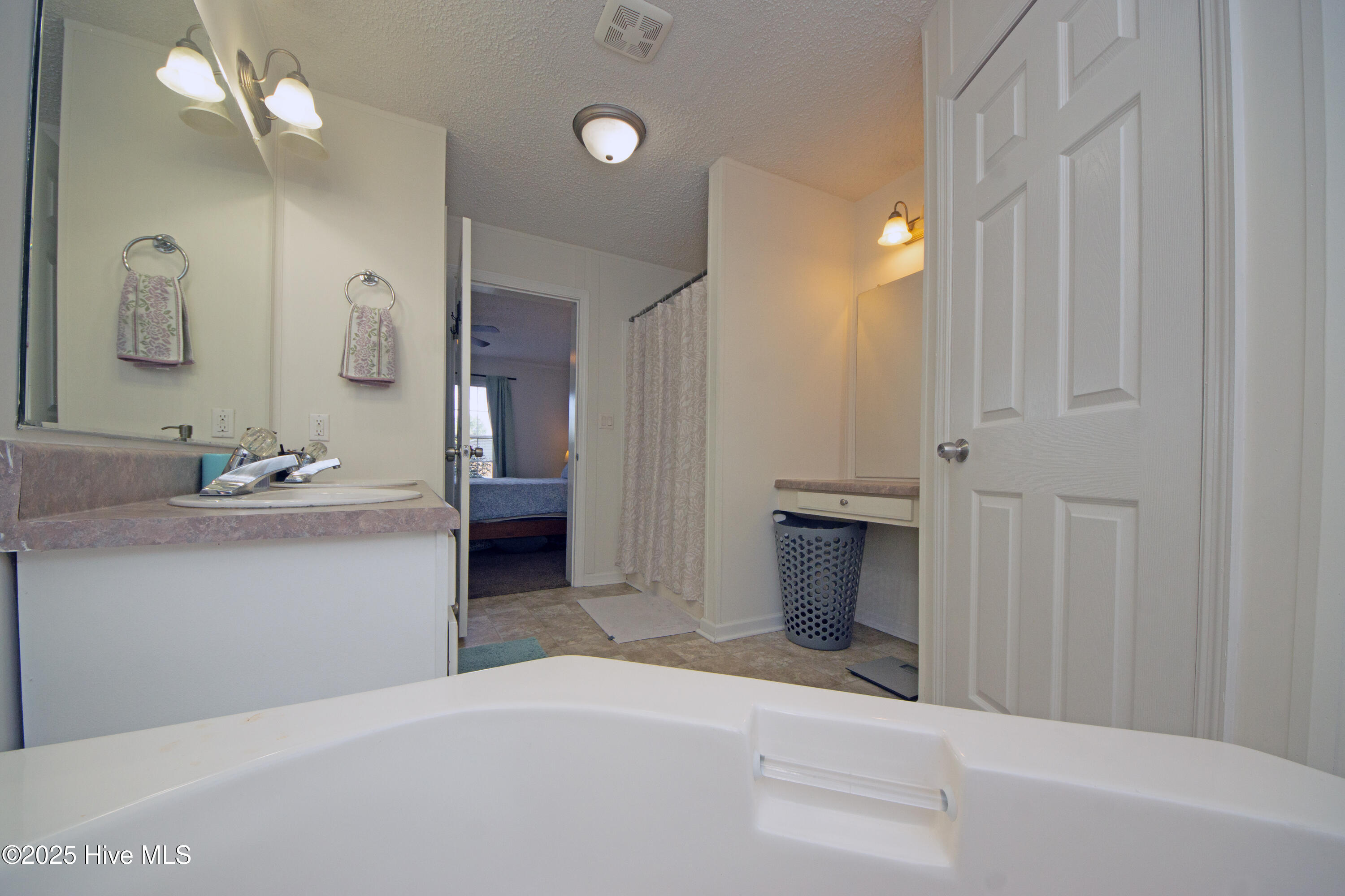 125 Magnolia Gardens Drive, Jacksonville, NC 28540 – photo 17: DSC03265