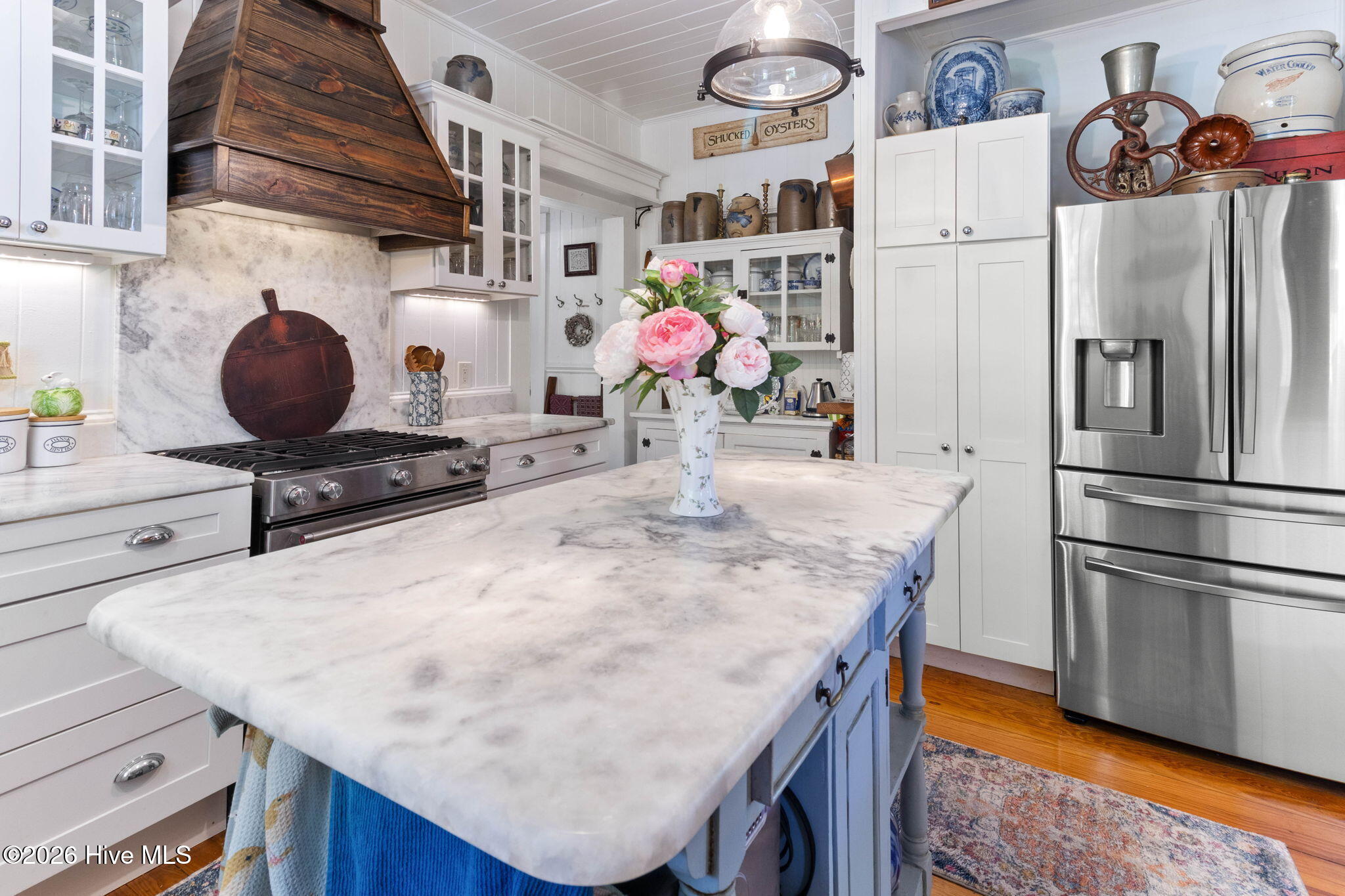 100554921 | Photo 53