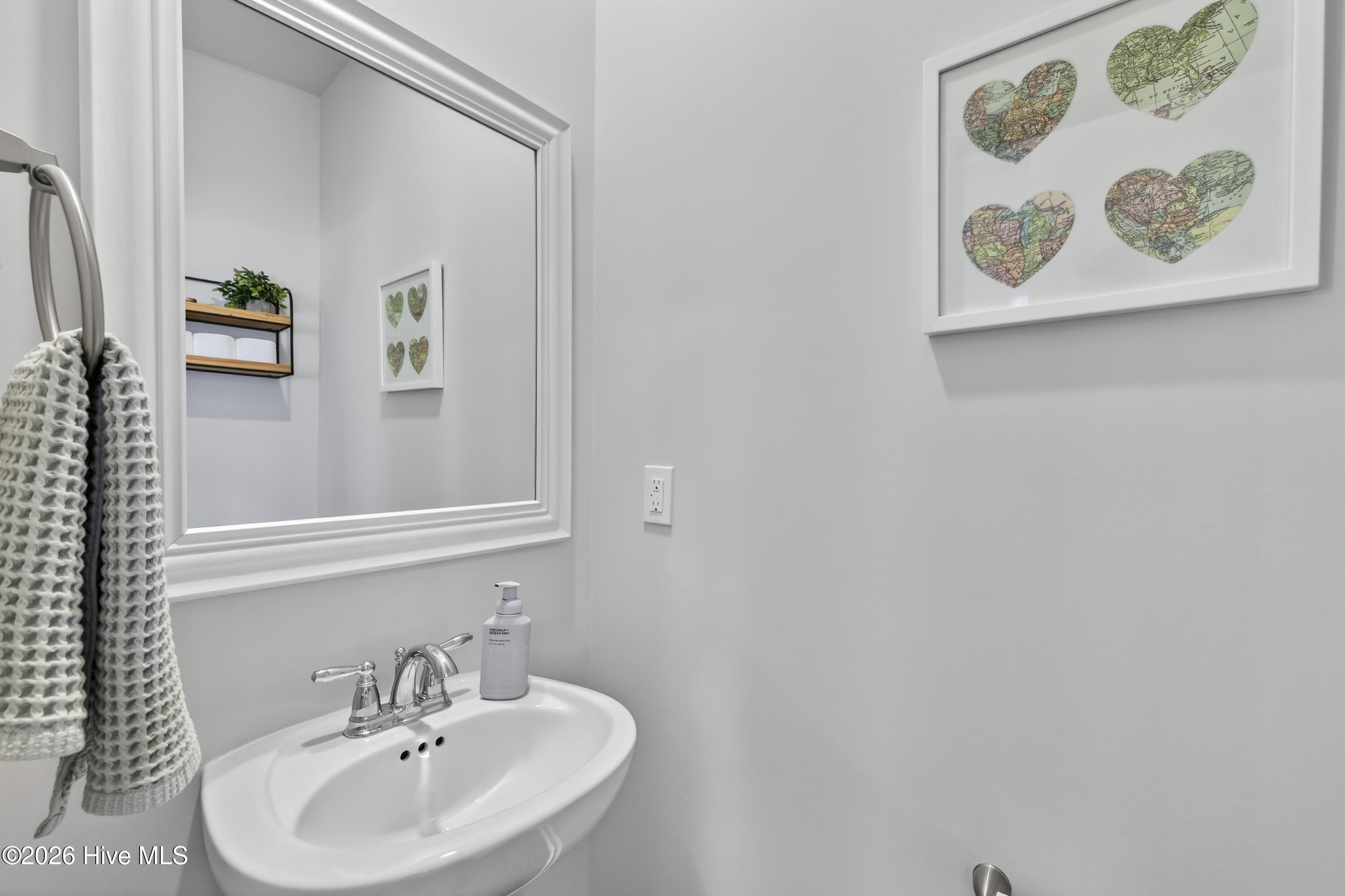 100555203 | Photo 21