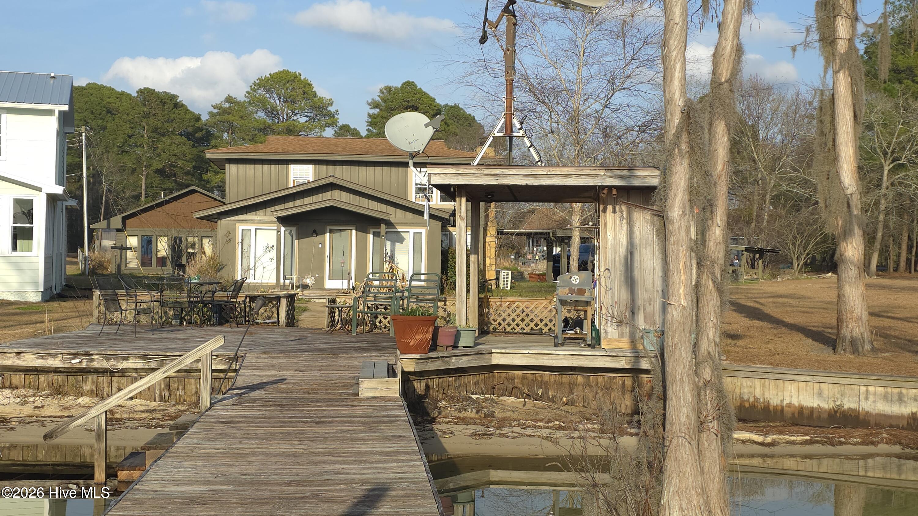 Homes for sale in Elizabethtown, NC | 1136 White Lake Dr, Elizabethtown, NC 28337 | MLS# 100557874