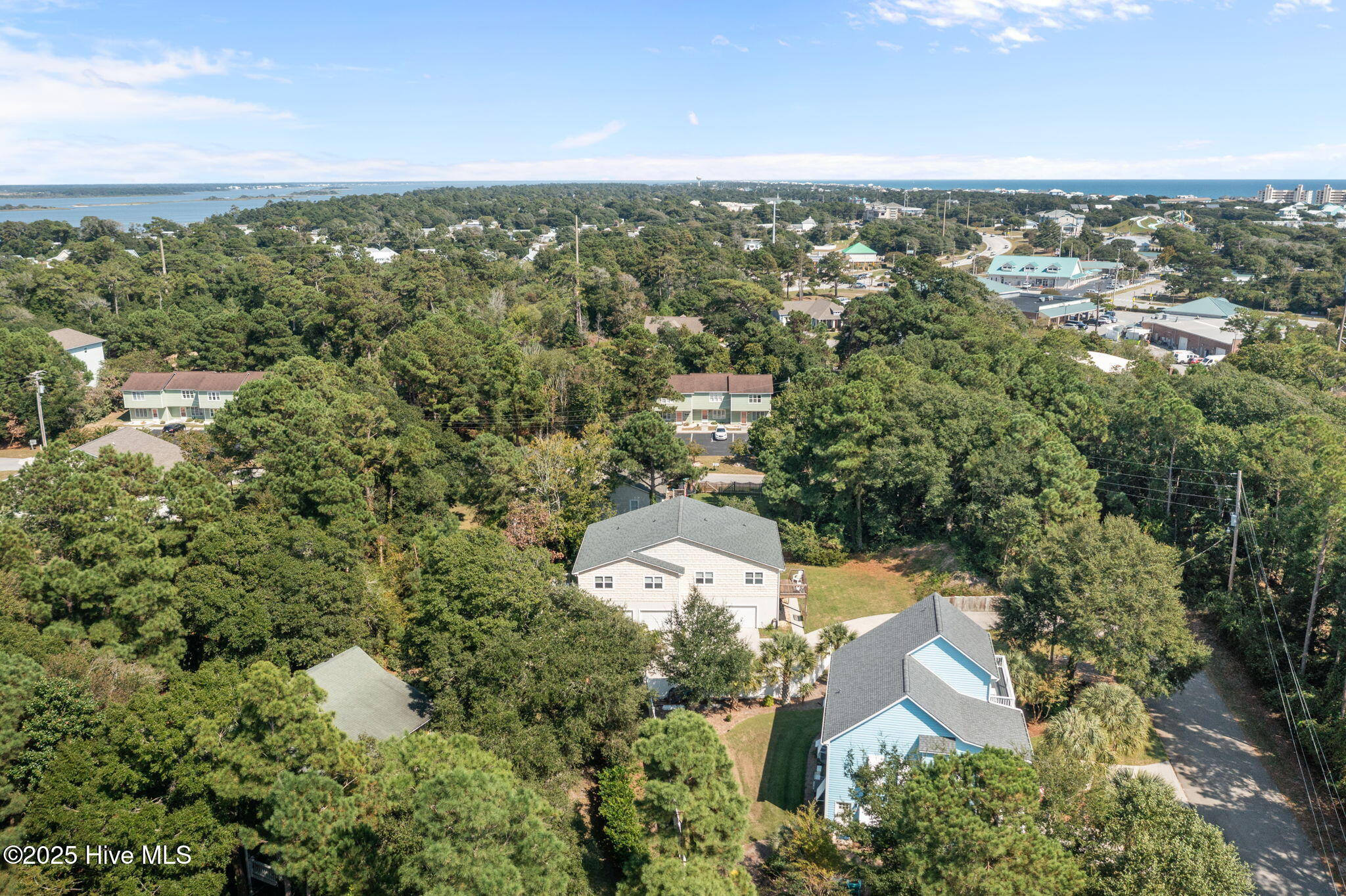 100530656 | Photo 48