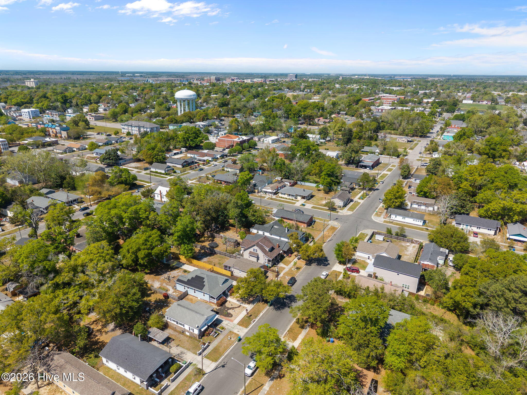 100564930 | Photo 38