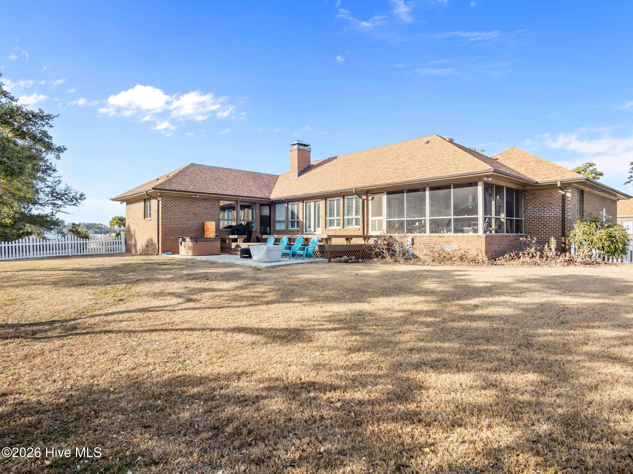 200 Pelican Drive, Newport, NC, 28570