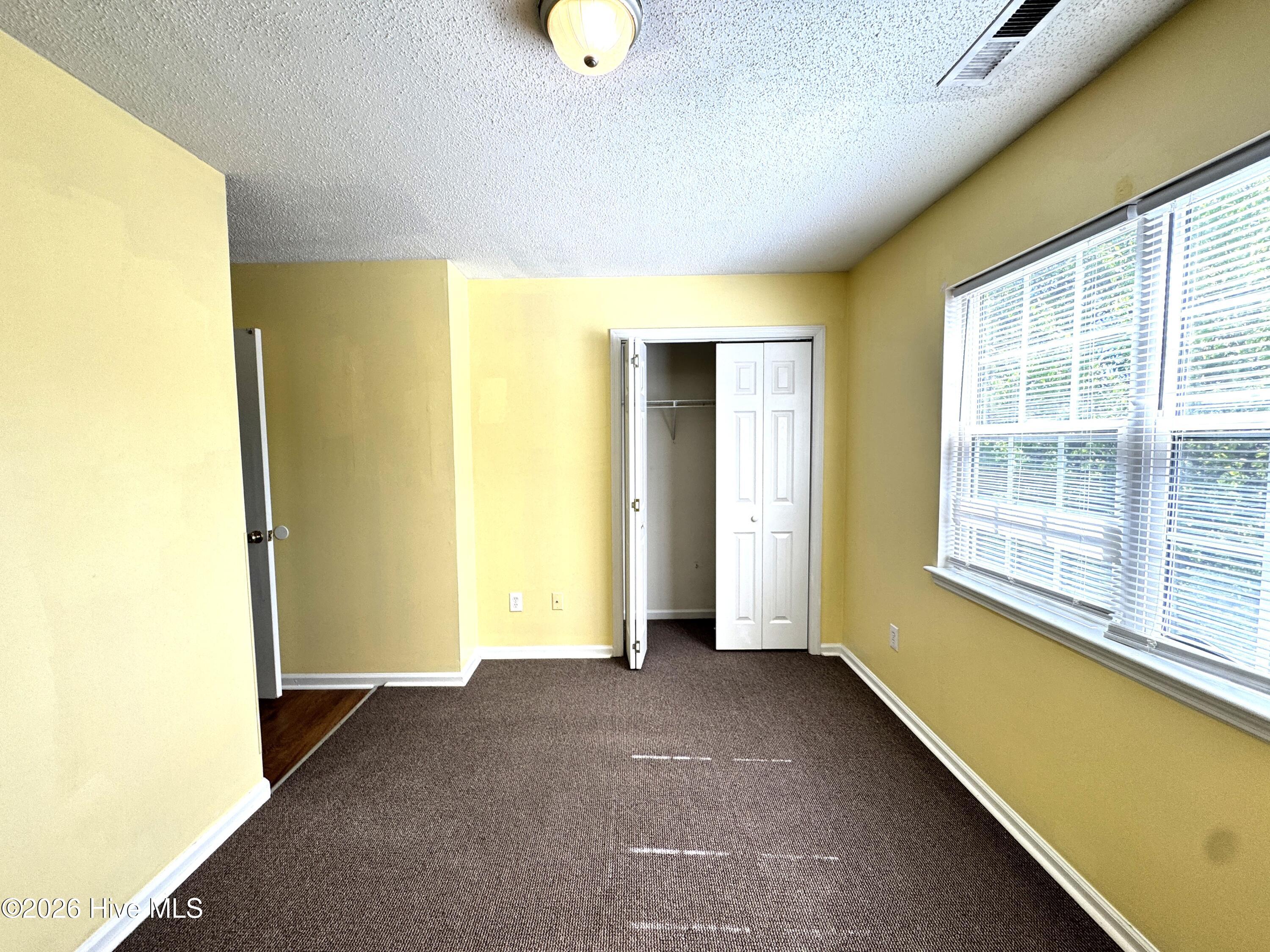 100552993 | Photo 16