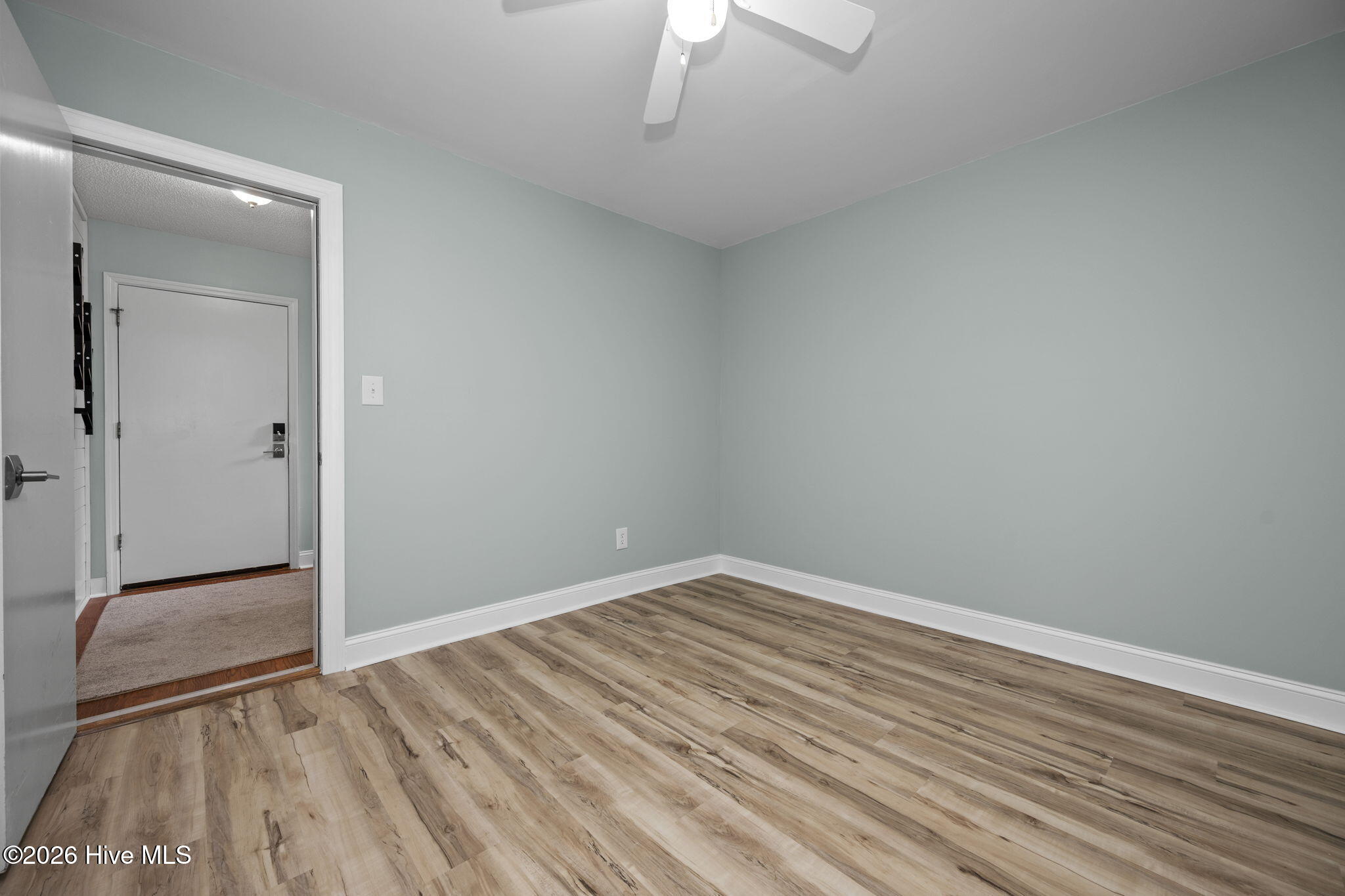 100557272 | Photo 55