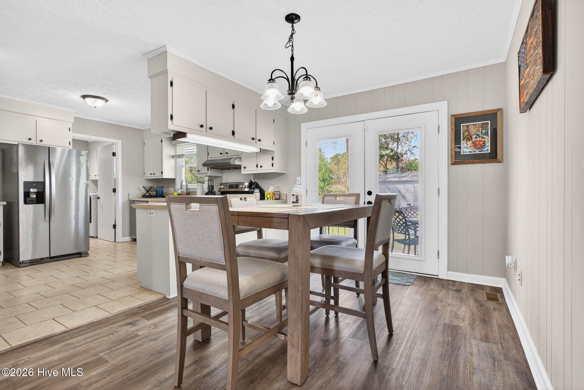 100563567 | Photo 10