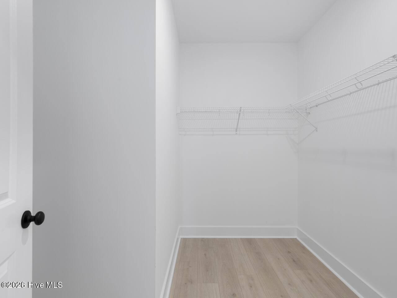 100565274 | Photo 22