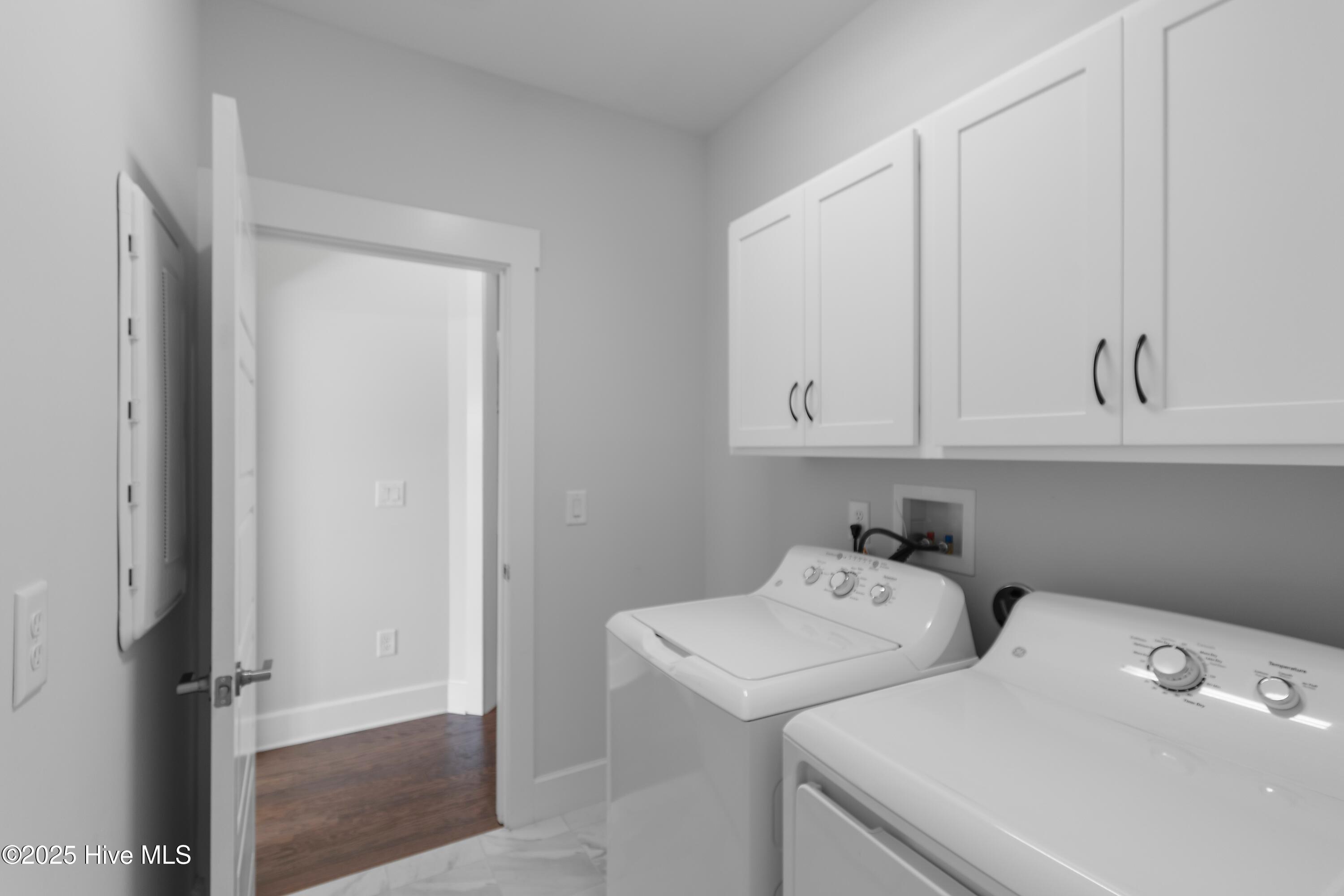 100539613 | Photo 25