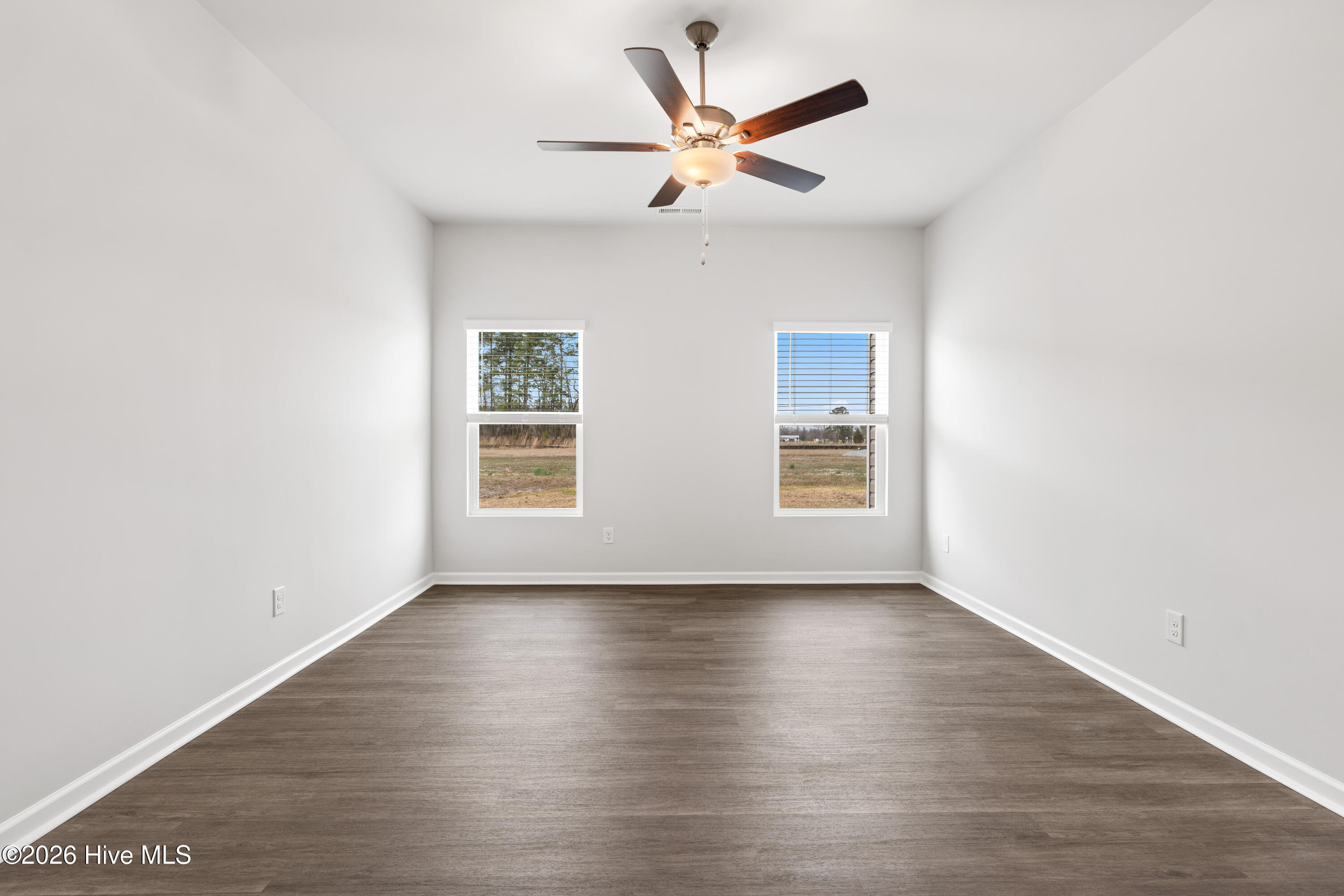 100565512 | Photo 20