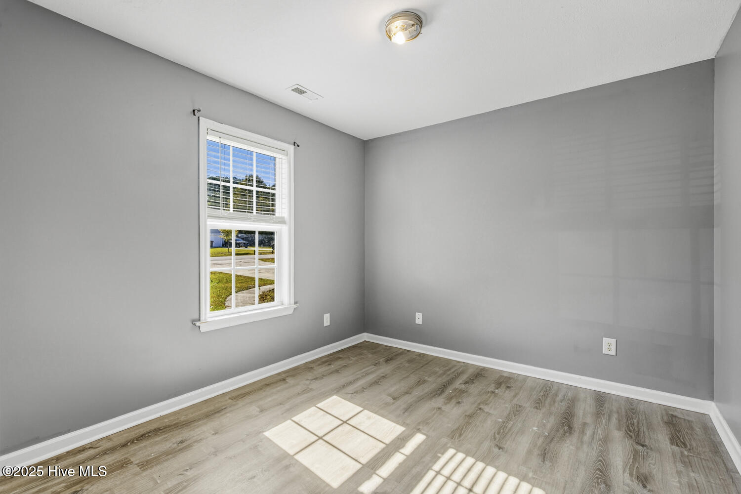 100539908 | Photo 30