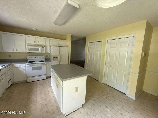 Homes for sale in New Bern, NC | 4511 Rivershore Dr, New Bern, NC 28560 | MLS# 100575612