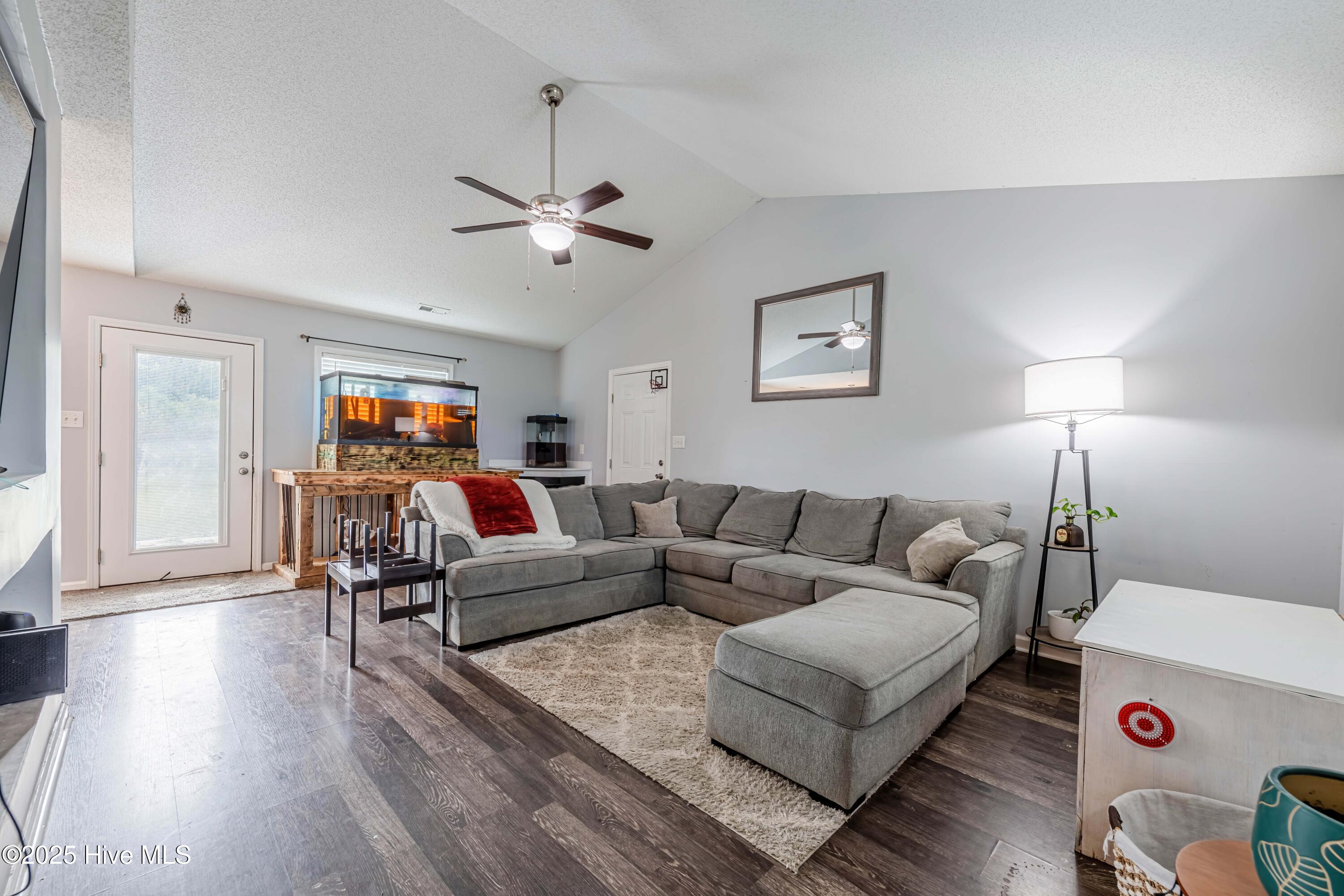 R Powelll (32 of 44)