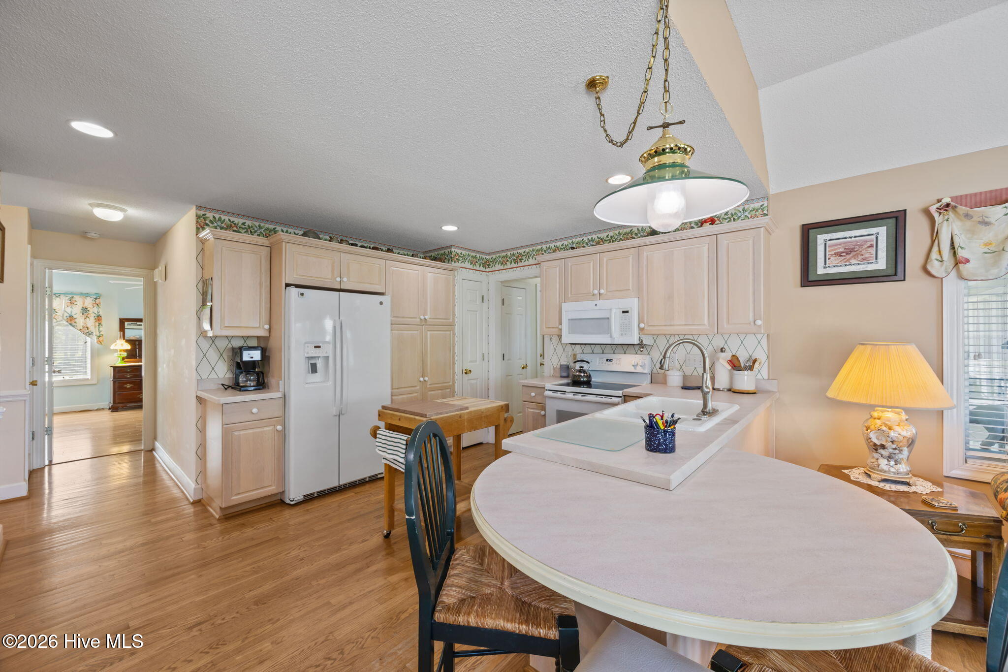 609 Mills Road,Oriental