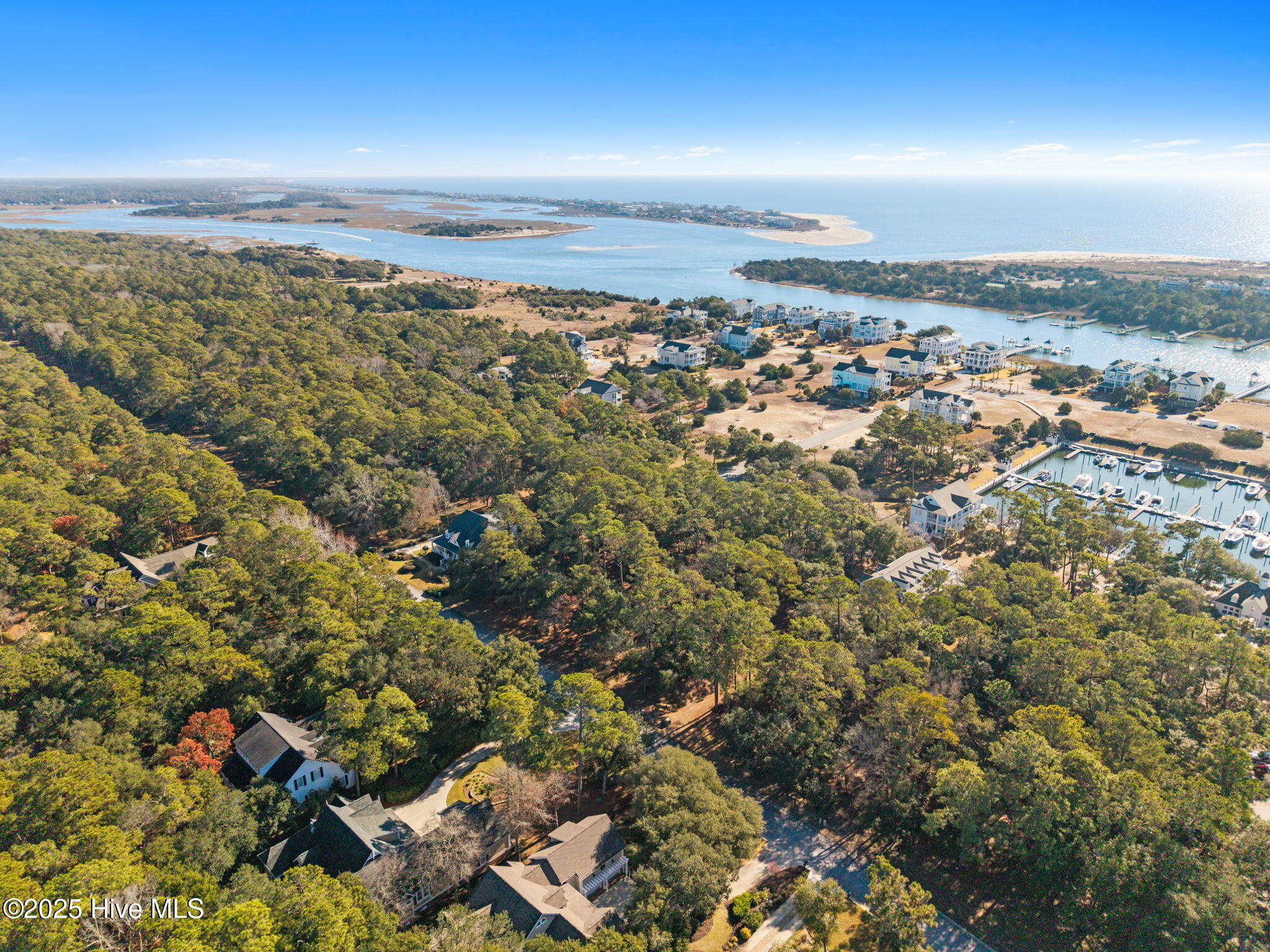 100545222 | Photo 11