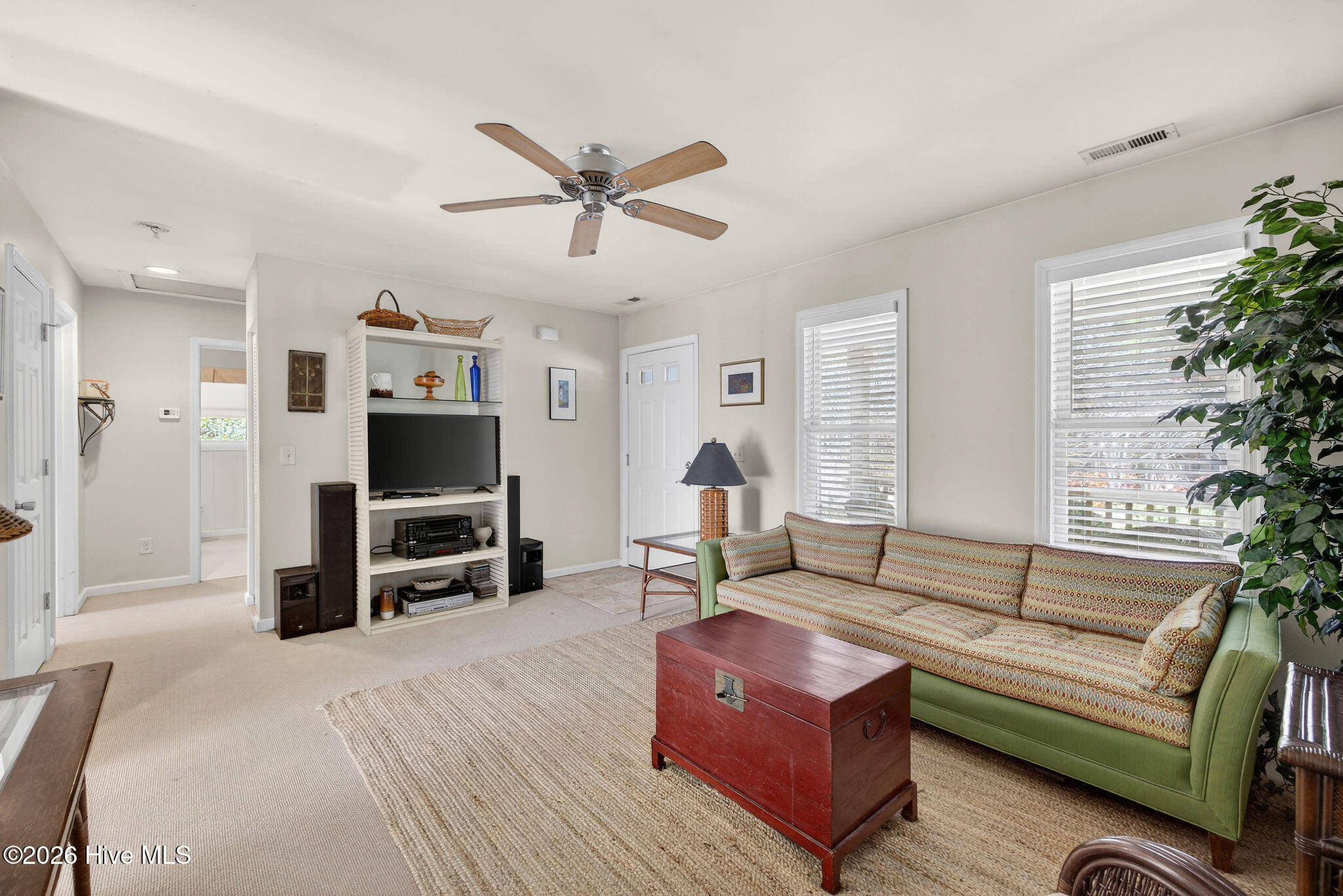 100556550 | Photo 15