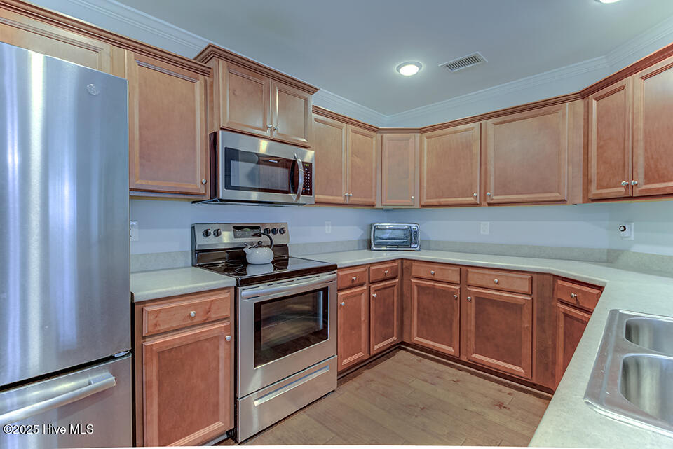 1086 Bridgeport Way, Leland, NC 28451 – photo 10: Kitchen