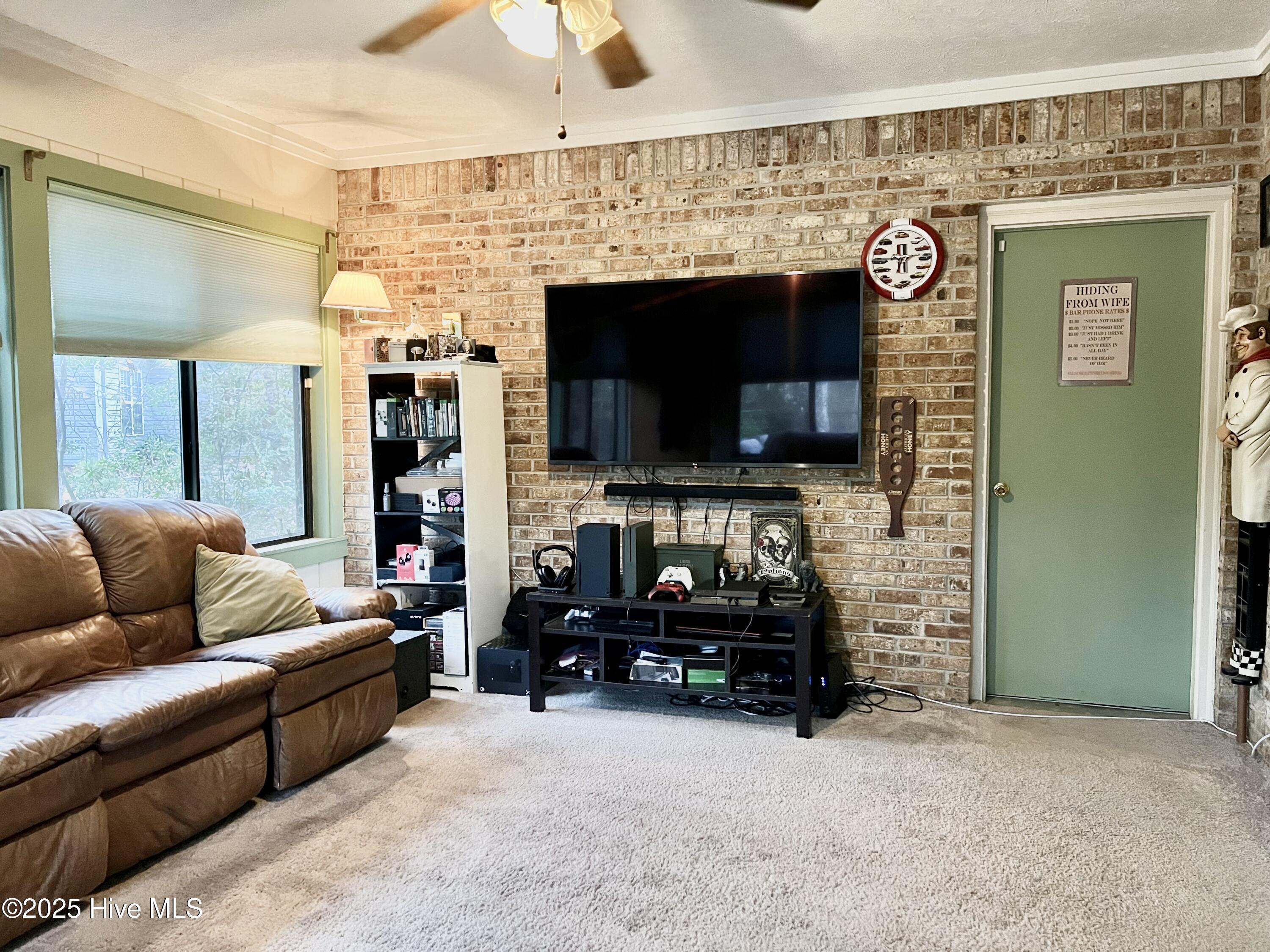 100524806 | Photo 20