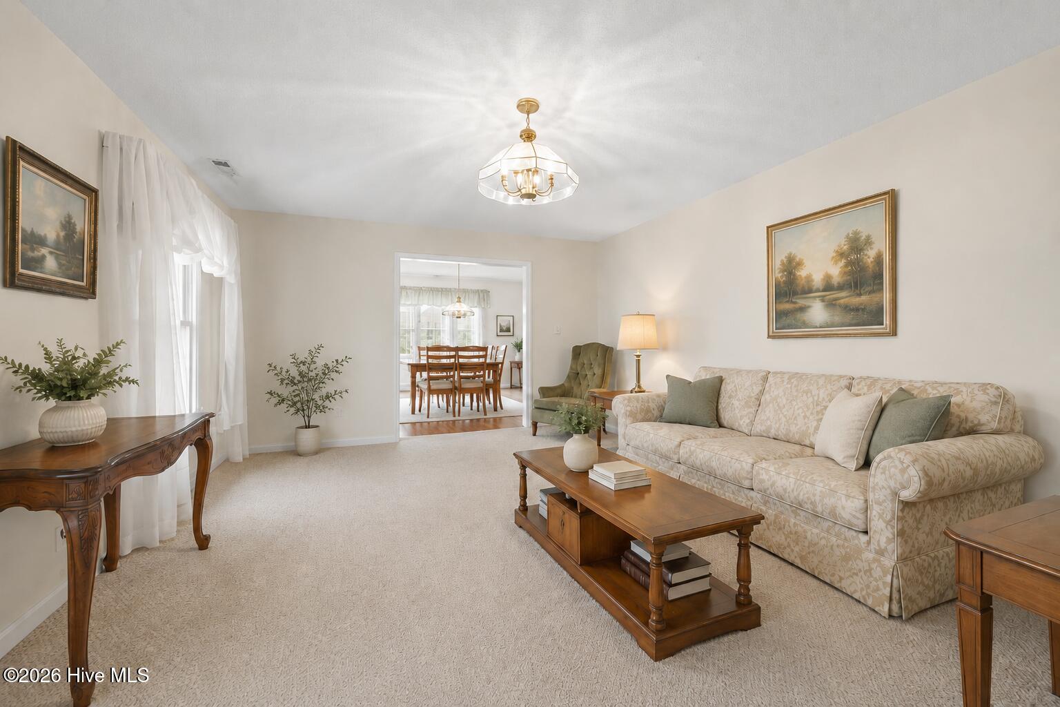 1601 River Bluff 