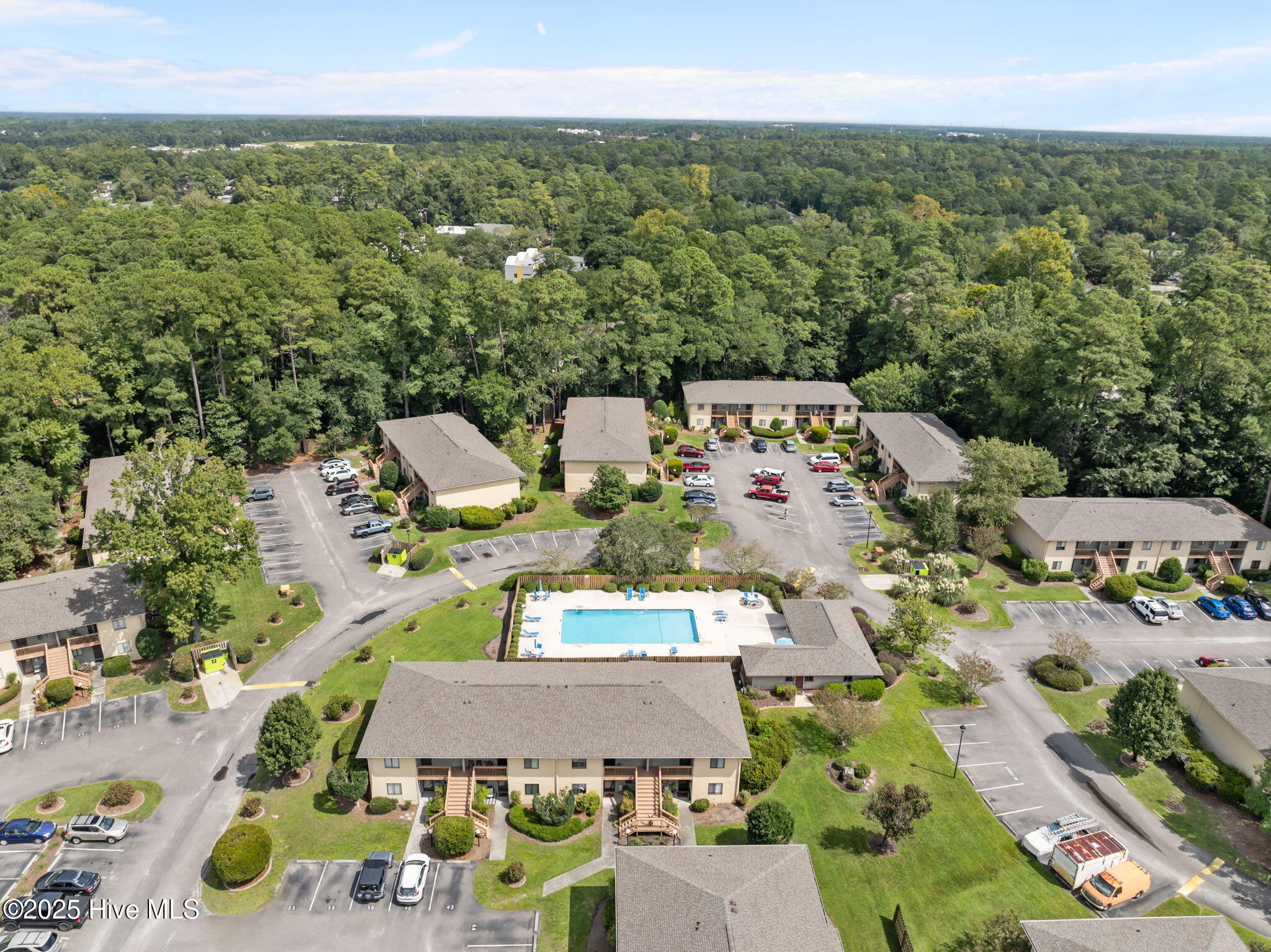 100529850 | Photo 55